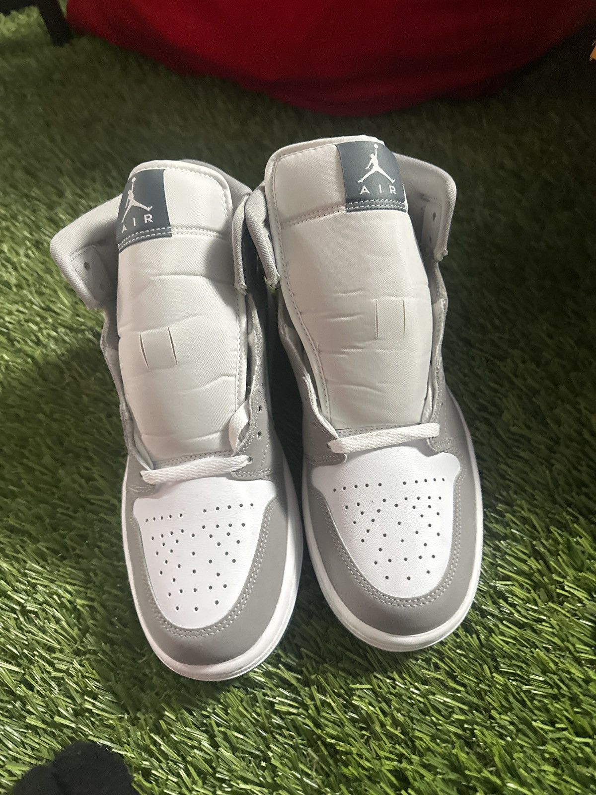 Jordan Brand Jordan 1 Mid SE GREY Size US 9 / EU 42 - 6 Thumbnail
