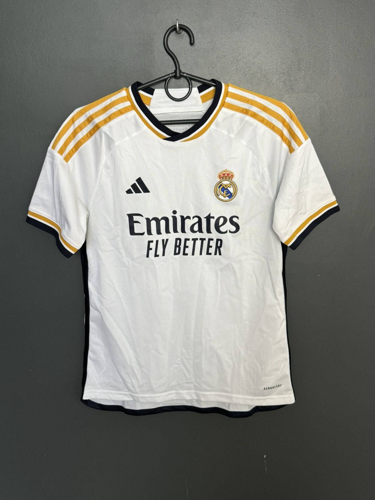 Adidas KIDS Real Madrid 23/24 Home Football Jersey T-Shirt Size US XS / EU 42 / 0 - 1 Thumbnail