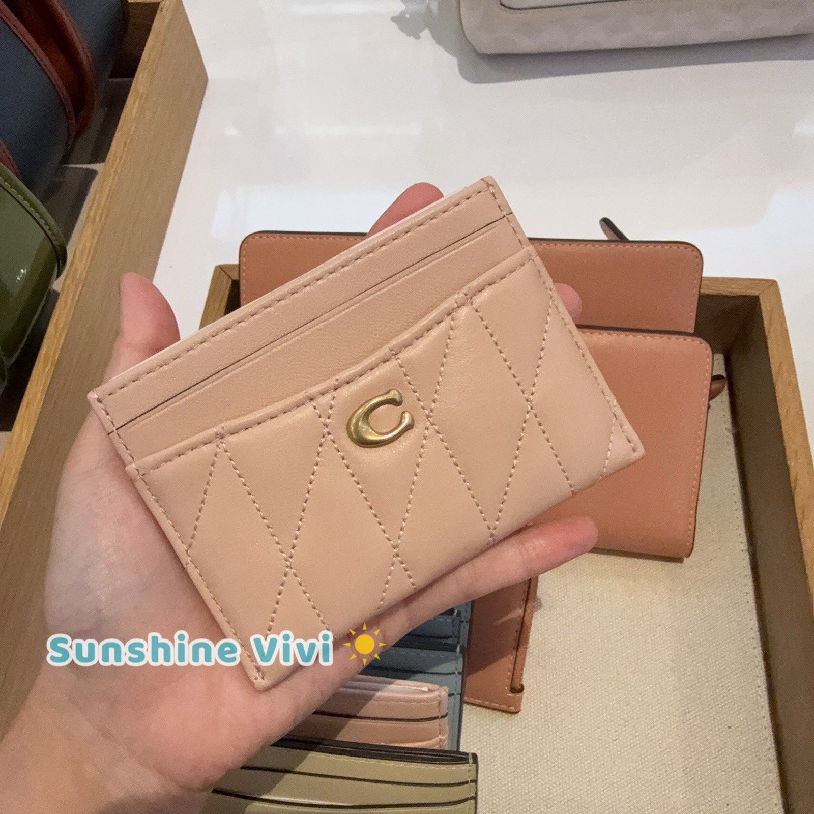 Coach NWT COACH Logo C Quilting Leather Flat Card Case CM434 Size ONE SIZE - 1 Thumbnail