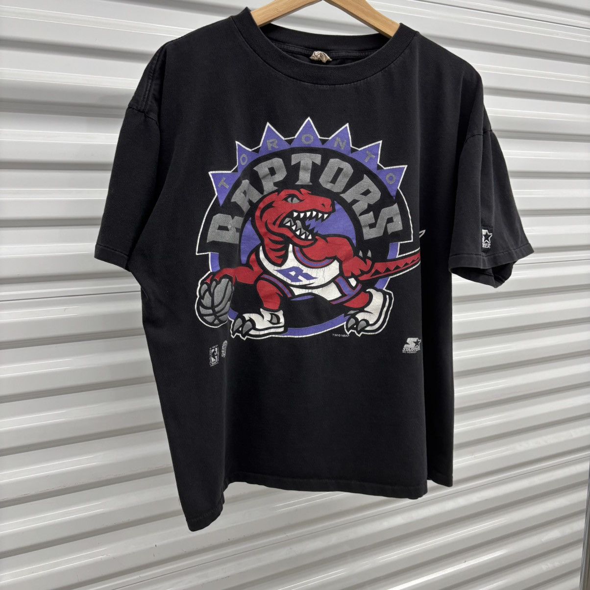 Starter Vintage 1990s Toronto Raptors Starter T-Shirt Size US L / EU 52-54 / 3 - 2 Thumbnail