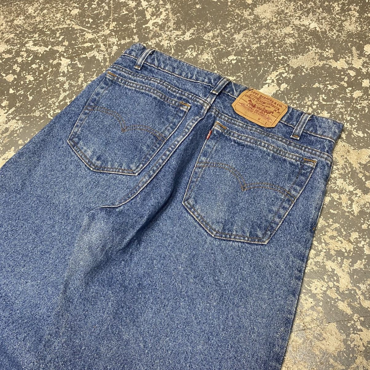 Levi's × Vintage Vintage Levi’s 550 Relaxed Fit Blue Denim Jeans USA 80s Size US 32 / EU 48 - 9 Thumbnail