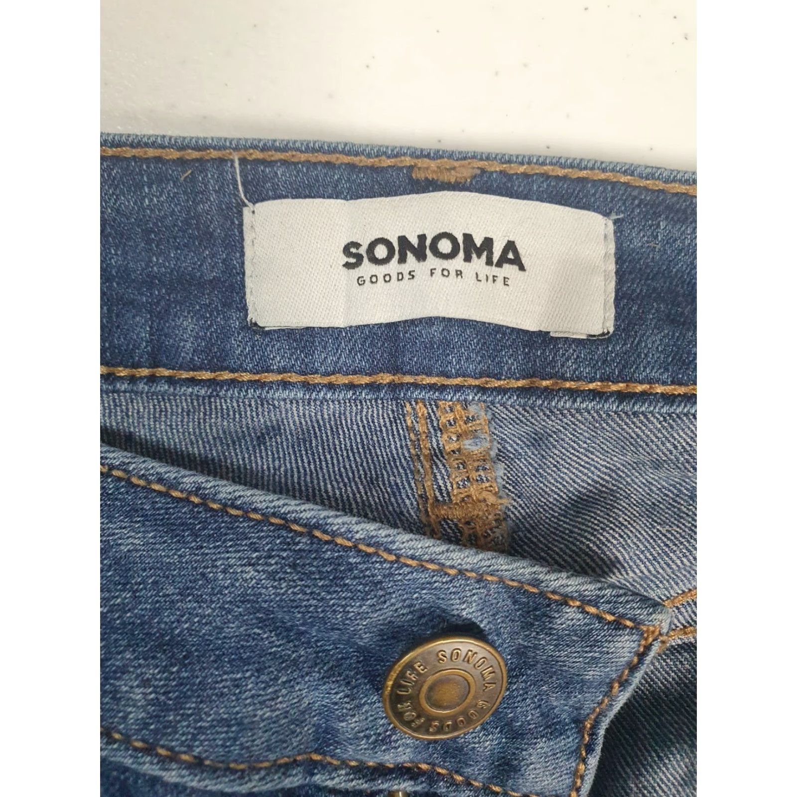 Vintage Sonoma Jeans Womens 8 Blue Slim Boot Cut Mid Rise Medium Wash Whiskers Jeans Size 30" / US 8 / IT 44 - 7 Thumbnail