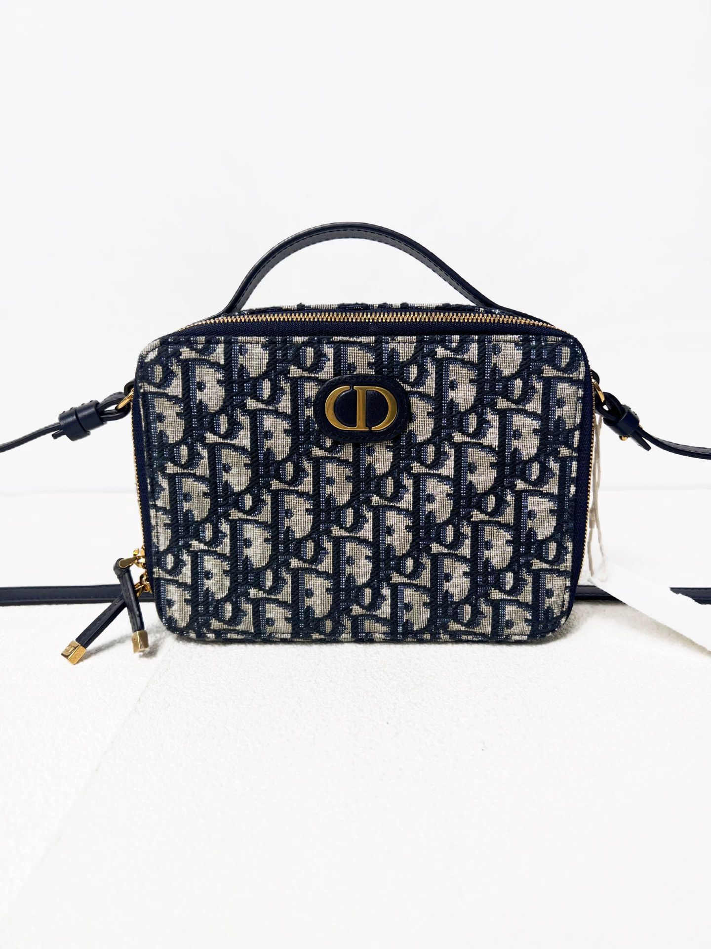Dior Pre-loved Bag Very good condition Size ONE SIZE - 1 Thumbnail
