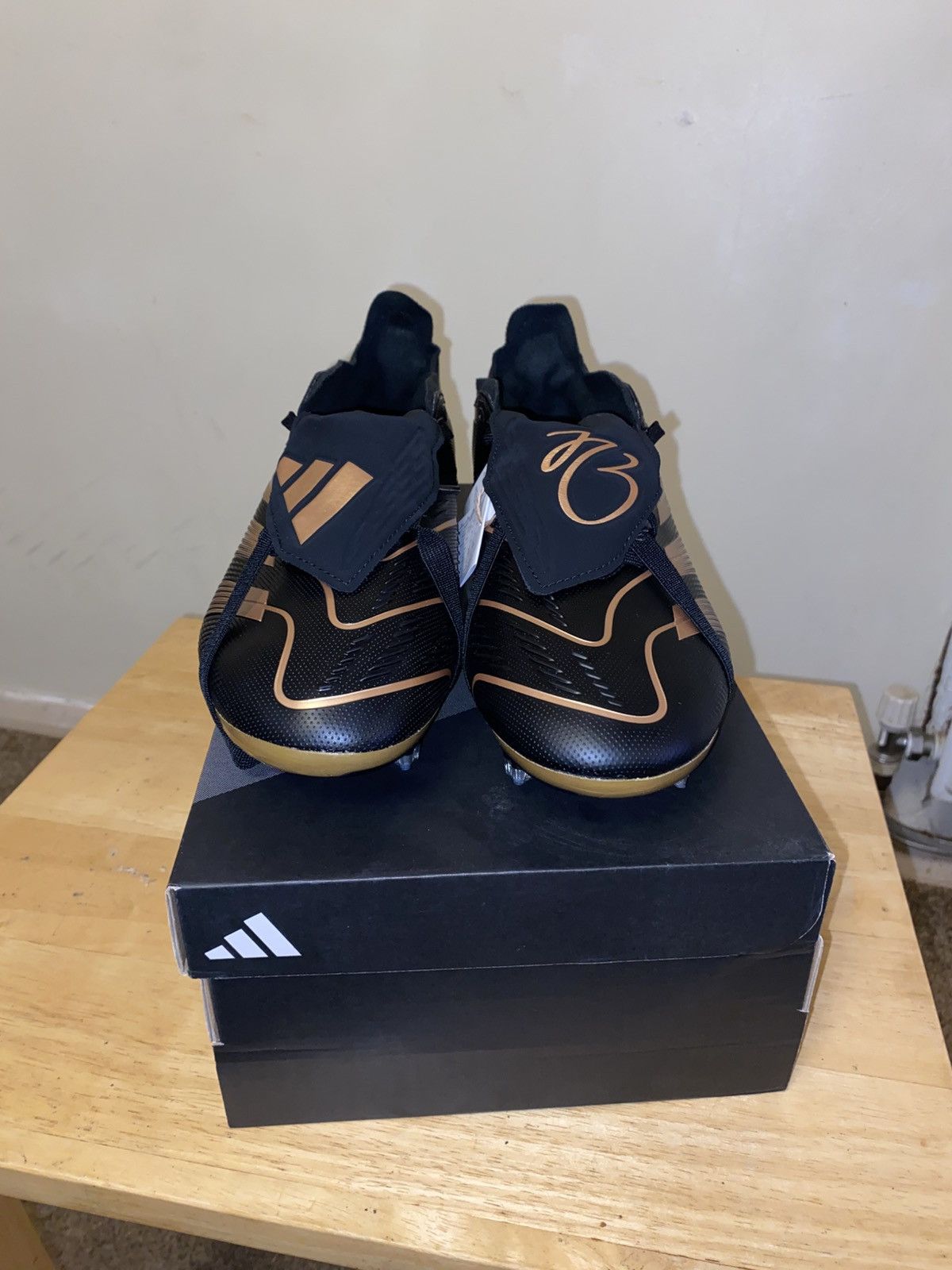 Adidas Adidas Predator 24 League FG Jude Bellingham Belli Gold Size US 8.5 / EU 41-42 - 2 Thumbnail