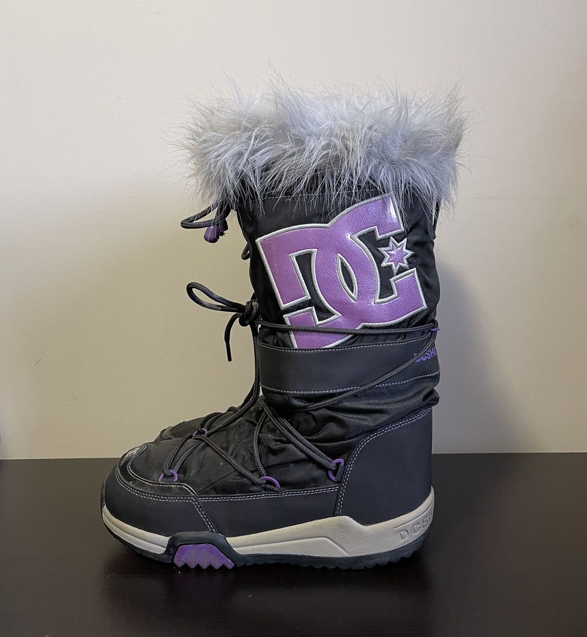 image of Dc Chalet Boots Very Dc Winter Boots Dc Shoes Chalet in Dark Gray, Women's (Size 9.5)