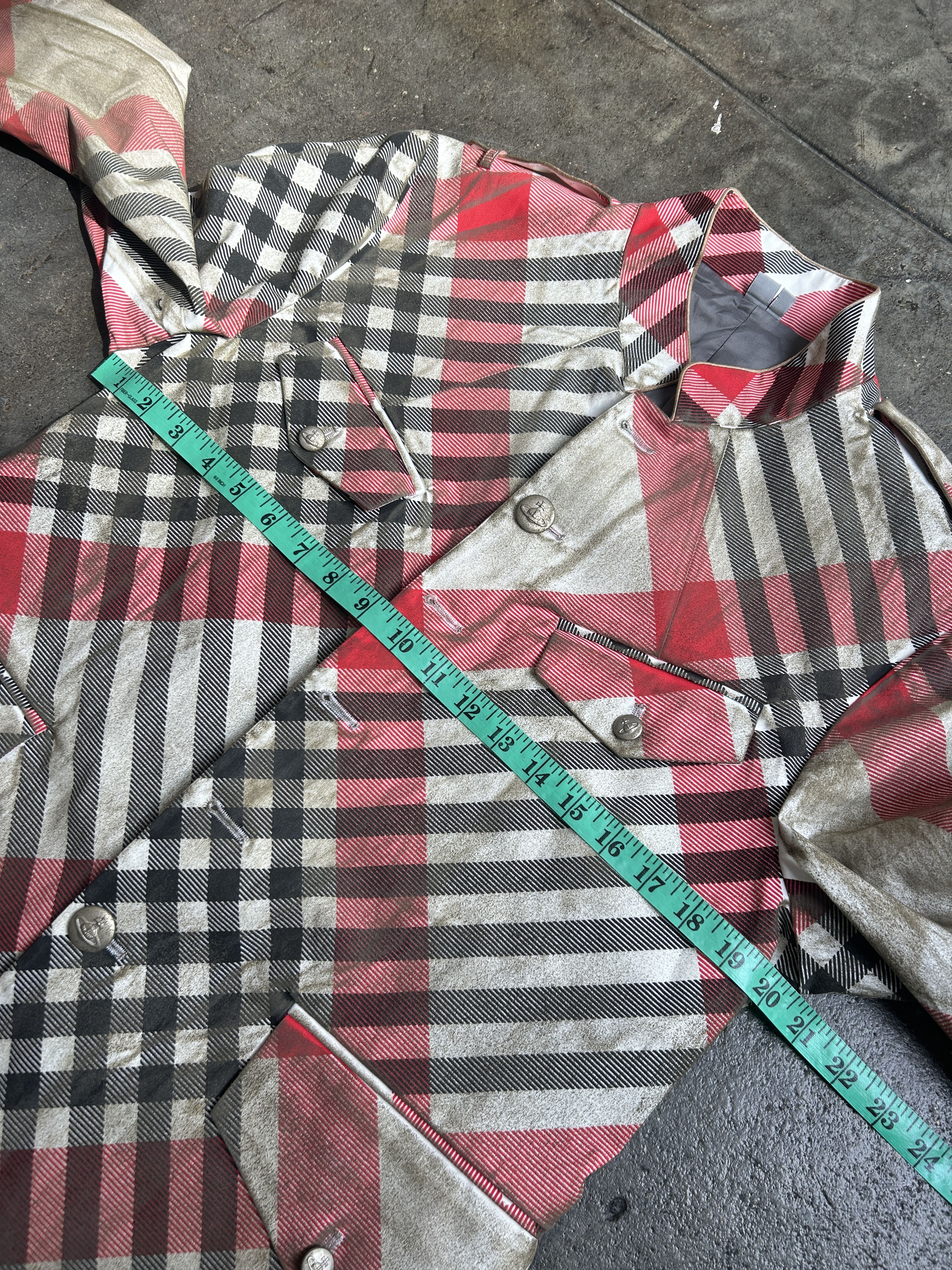 Vivienne Westwood Brand New 1,200$ 2016 Heavy Coat w/ Purposeful Distressing Size US M / EU 48-50 / 2 - 14 Thumbnail