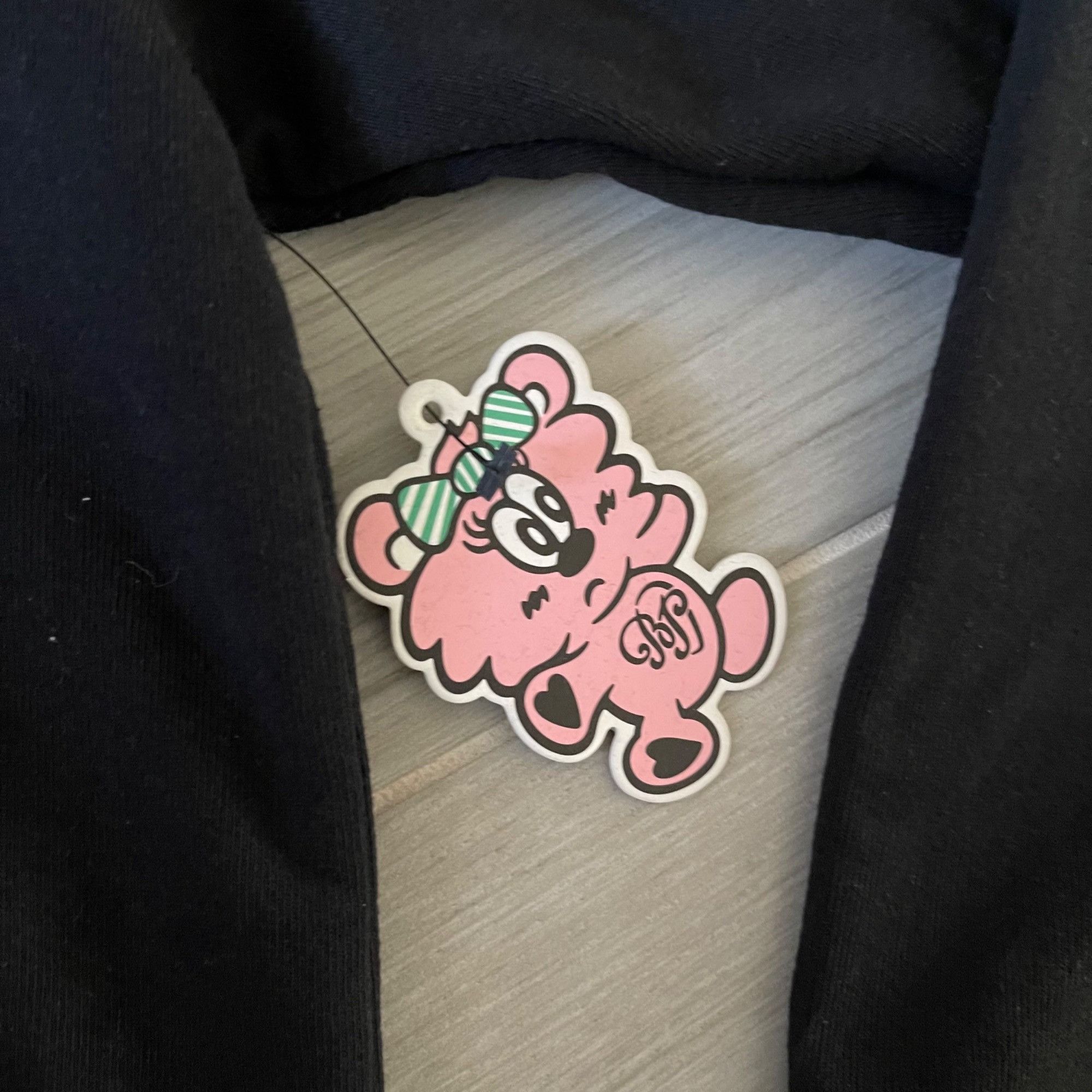 Verdy NWT VERDY x BLACKPINK BORN PINK AMEX TOUR BLACK HOODIE SMALL Size US S / EU 44-46 / 1 - 3 Thumbnail