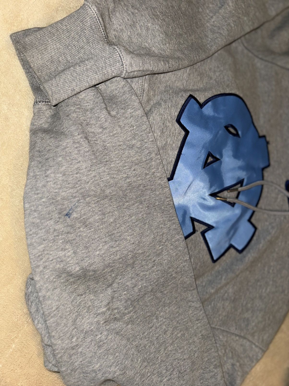 Nike × Vintage Vintage Nike North Carolina hoodie Size US M / EU 48-50 / 2 - 4 Thumbnail