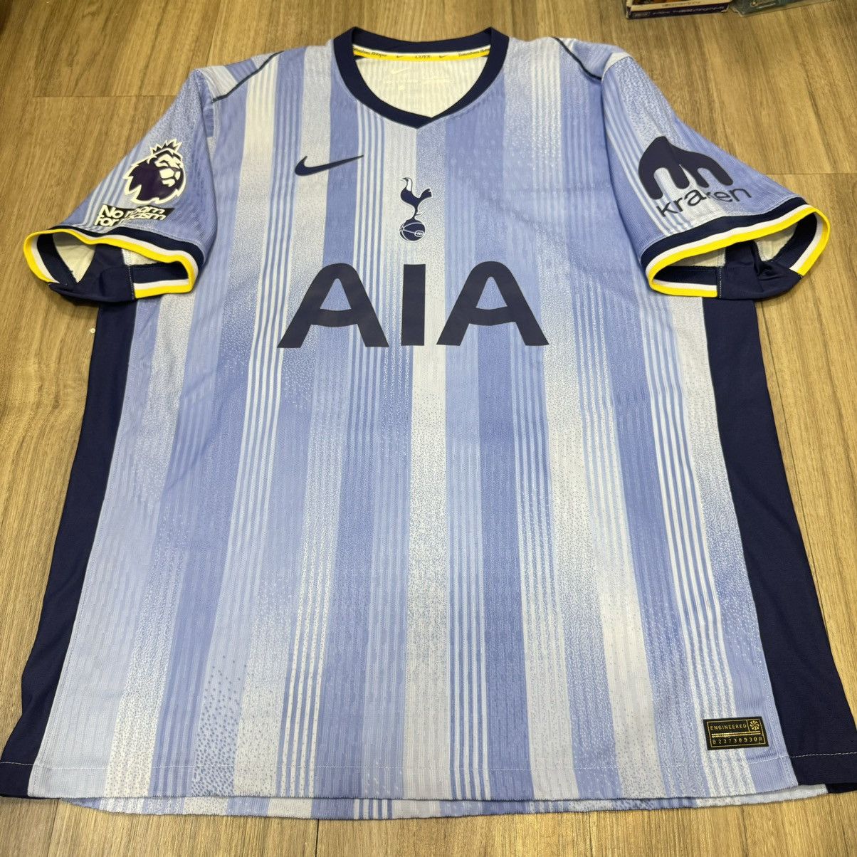 Nike Tottenham Hotspur 24/25 away shirt #6 Dragusin Size US XL / EU 56 / 4 - 1 Thumbnail