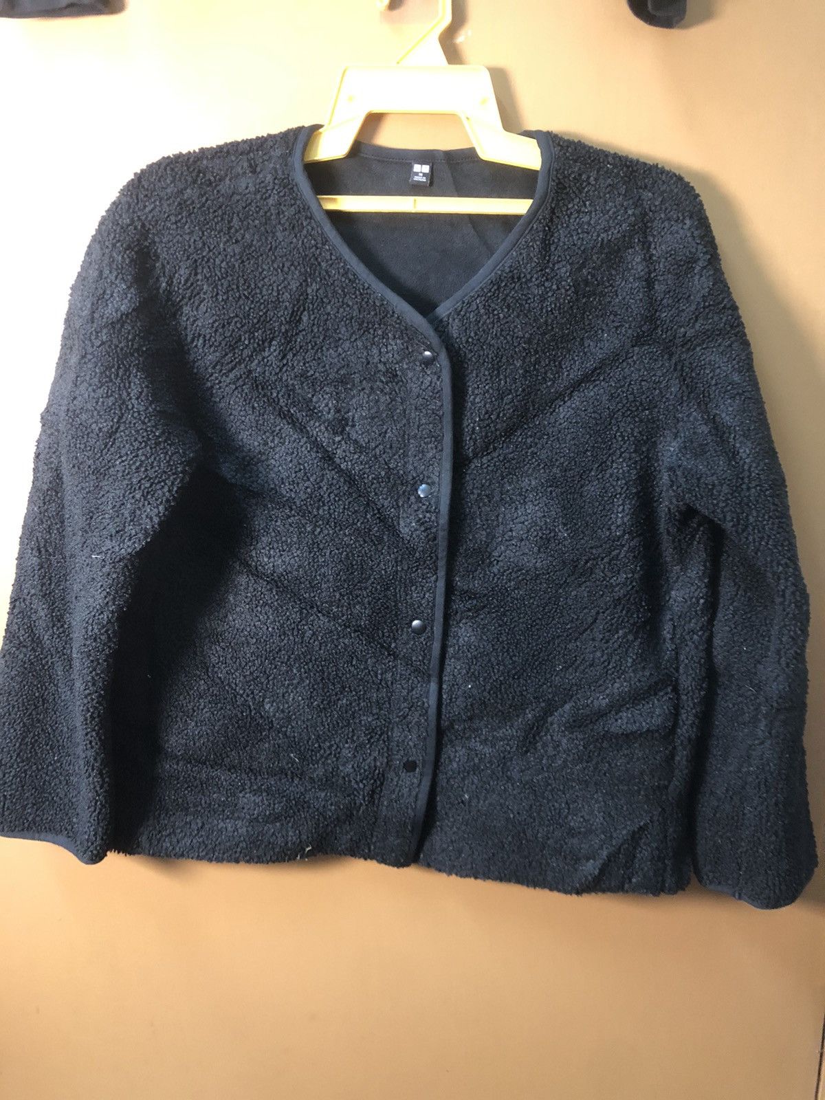 Uniqlo fleece button