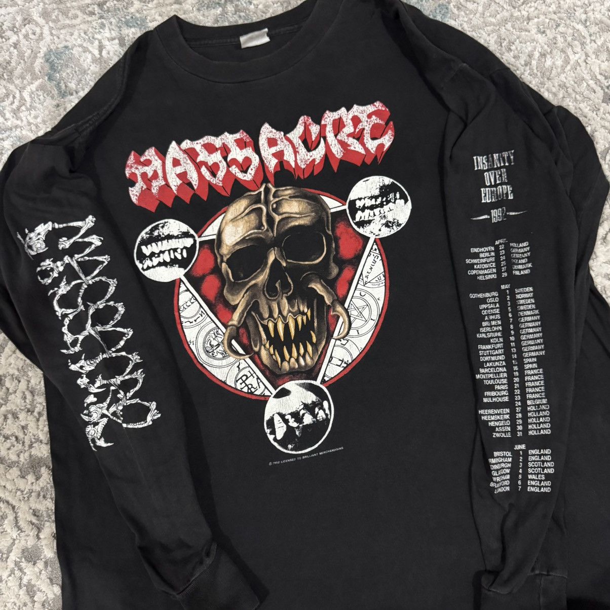 Band Tees Vintage 1992 Massacre Tee T - Shirt 90s Size US XL / EU 56 / 4 - 7 Thumbnail