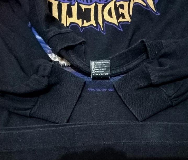 Band Tees Vintage 90s Benediction Dark Is The Season Long Sleeve Size US XL / EU 56 / 4 - 5 Thumbnail