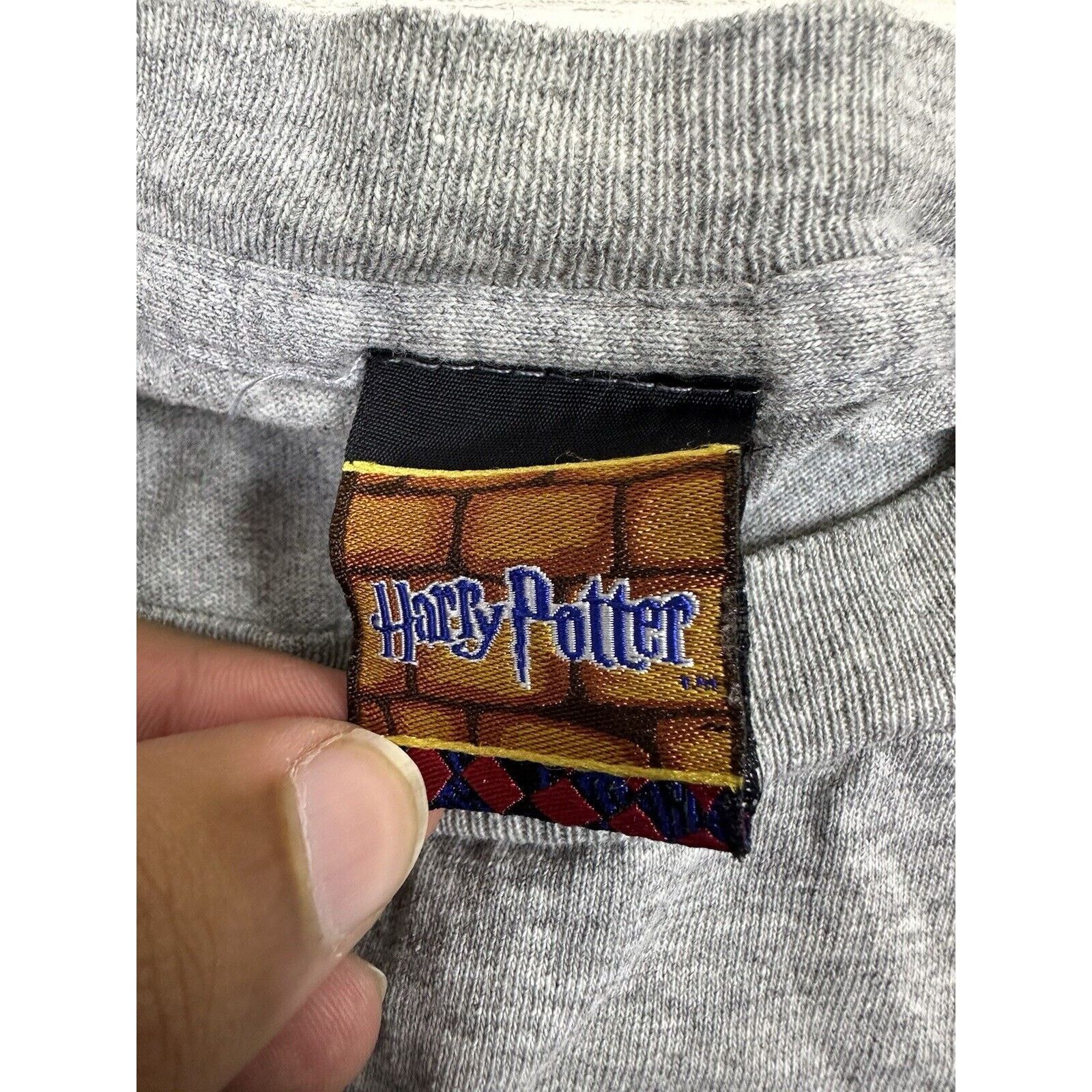 Vintage Vintage 2000 Harry Potter Dragon Shirt Size US XL / EU 56 / 4 - 8 Thumbnail