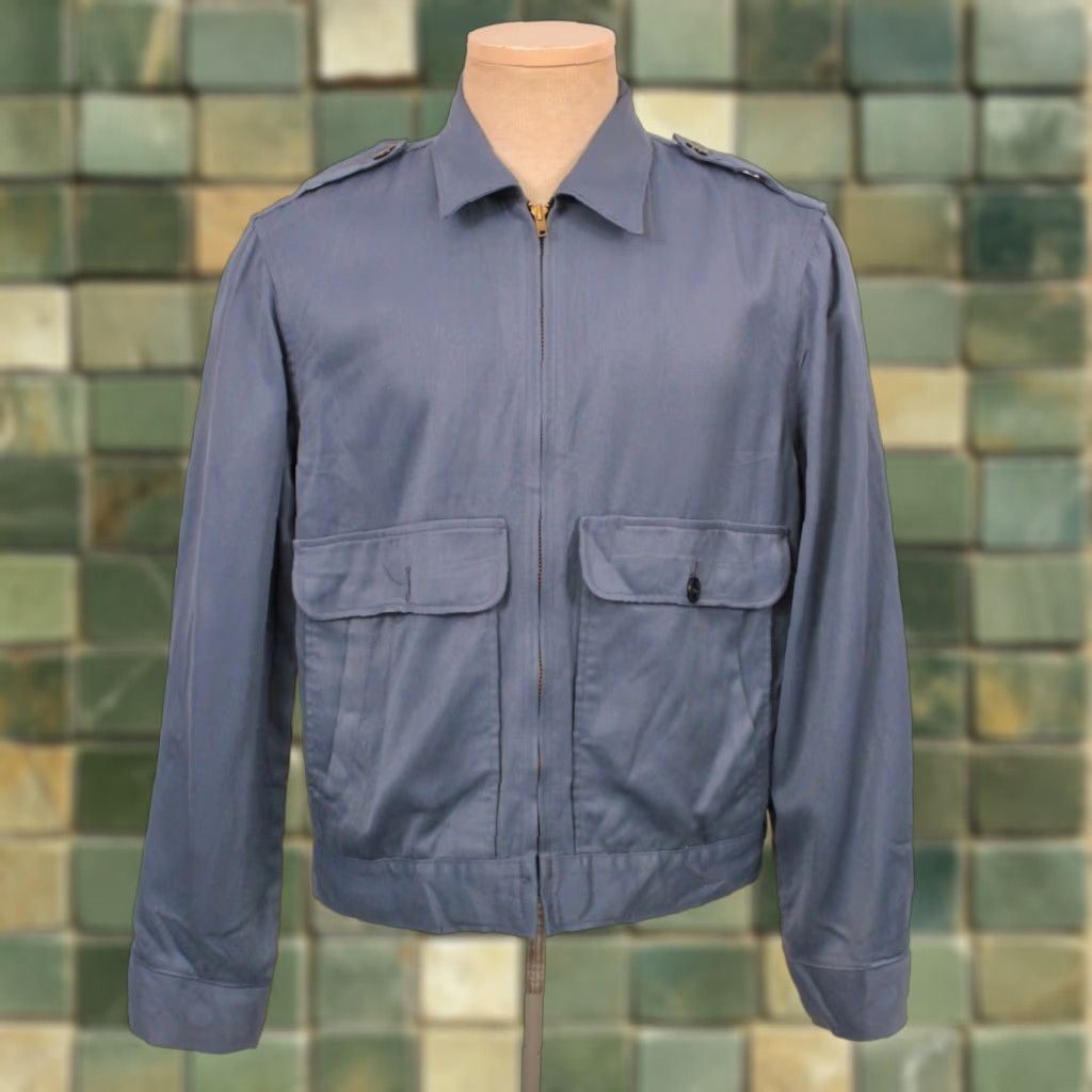 Vintage VINTAGE Men’s VTG 60s Blue Work Jacket 38 Regular Size Shirt Mens 1960s Topp Master Rayon Blend Work Jacket Size US XXS / EU 40 - 1 Thumbnail