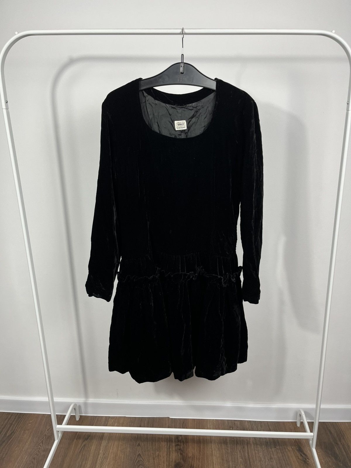 Sisley Vintage Sisley Velvet Mini Dress Made in Italy Ruffle Hem Size M / US 6-8 / IT 42-44 - 1 Thumbnail