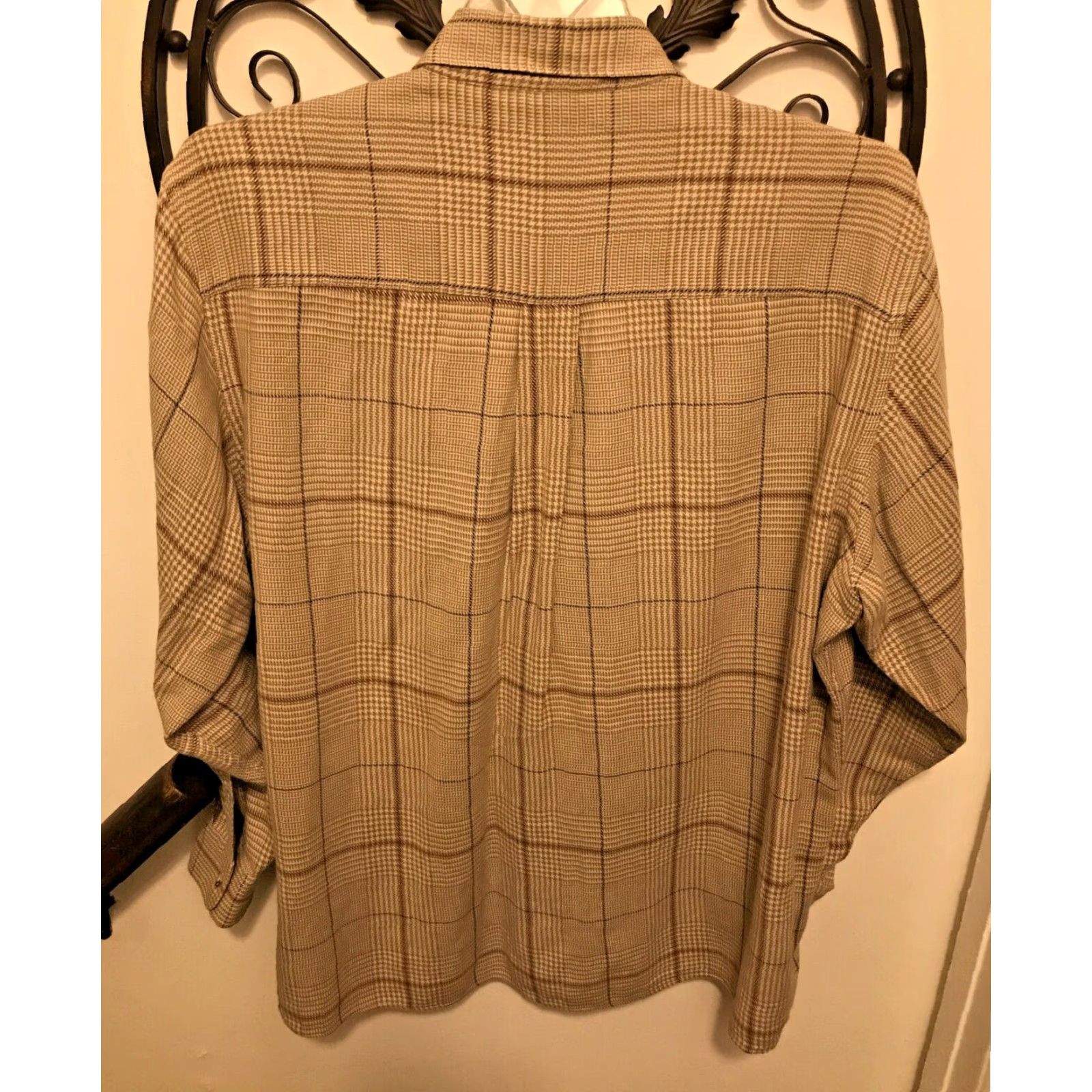 Vintage VINTAGE XL Jos. A. Bank Sportswear Cotton 2x2 Twill Button Up Men's Shirt 100% Cotton Size US XL / EU 56 / 4 - 7 Thumbnail