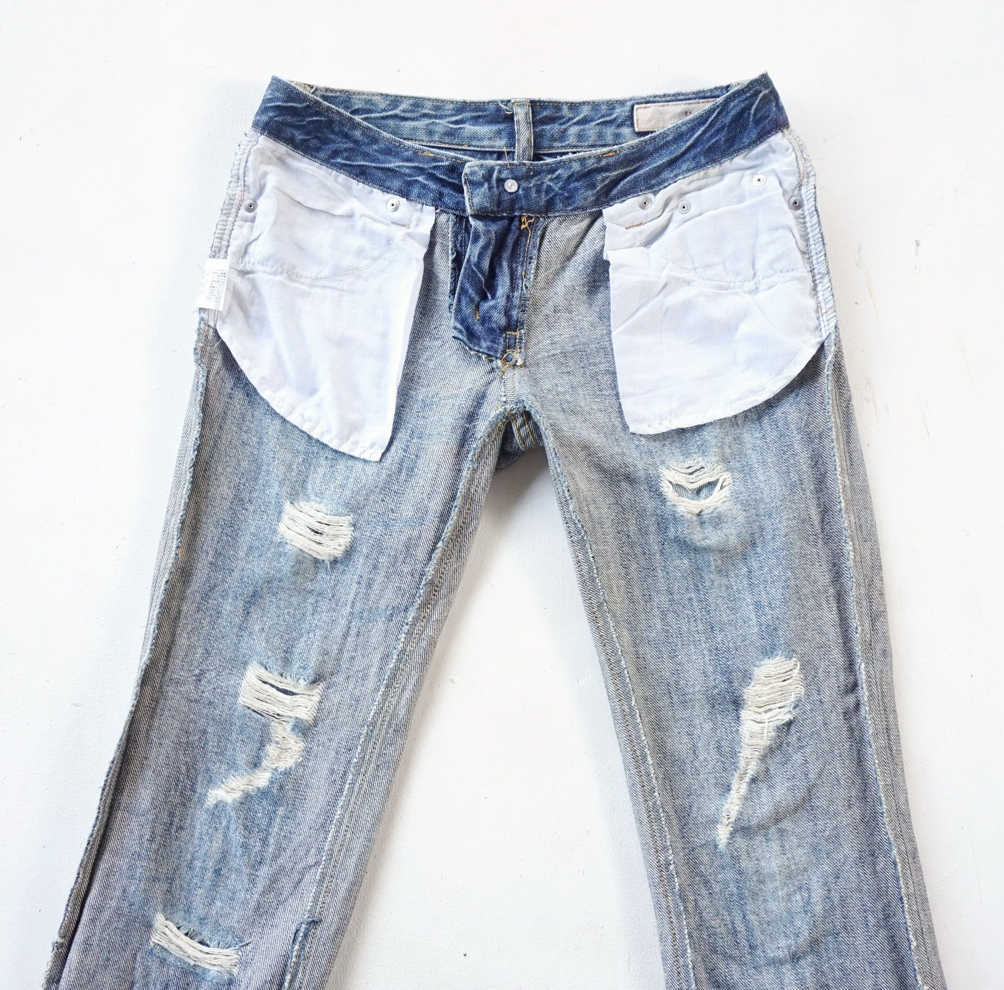 Japanese Brand INGNI Low Rise Ripped Flare Jeans Size 26" / US 2 / IT 38 - 11 Thumbnail