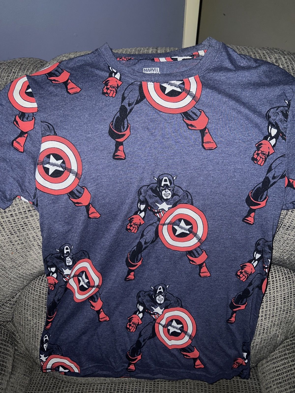Marvel Comics Marvel Comics Captain America All-Over Tee Size US M / EU 48-50 / 2 - 2 Thumbnail