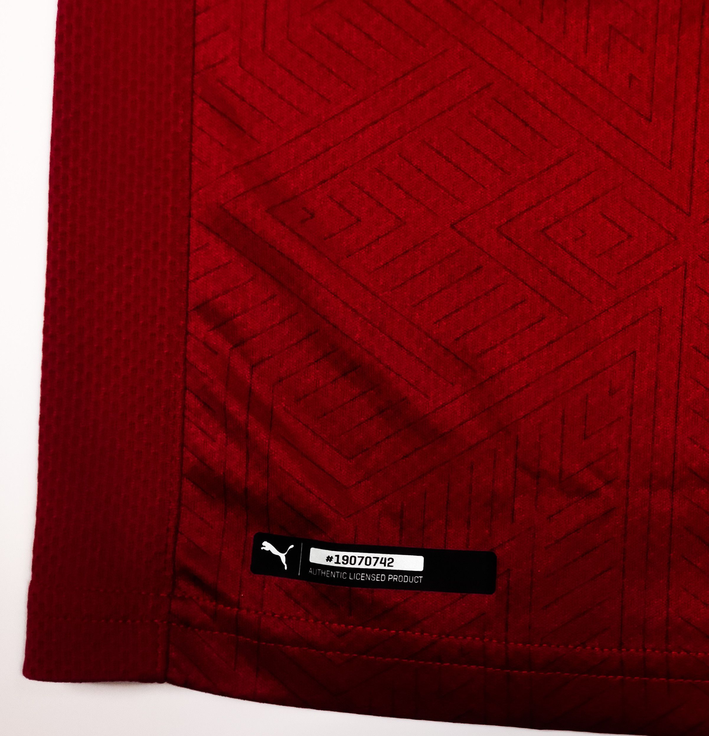 Puma Czech Republic 2020 Puma Home Shirt Kit Jersey Size US M / EU 48-50 / 2 - 5 Thumbnail