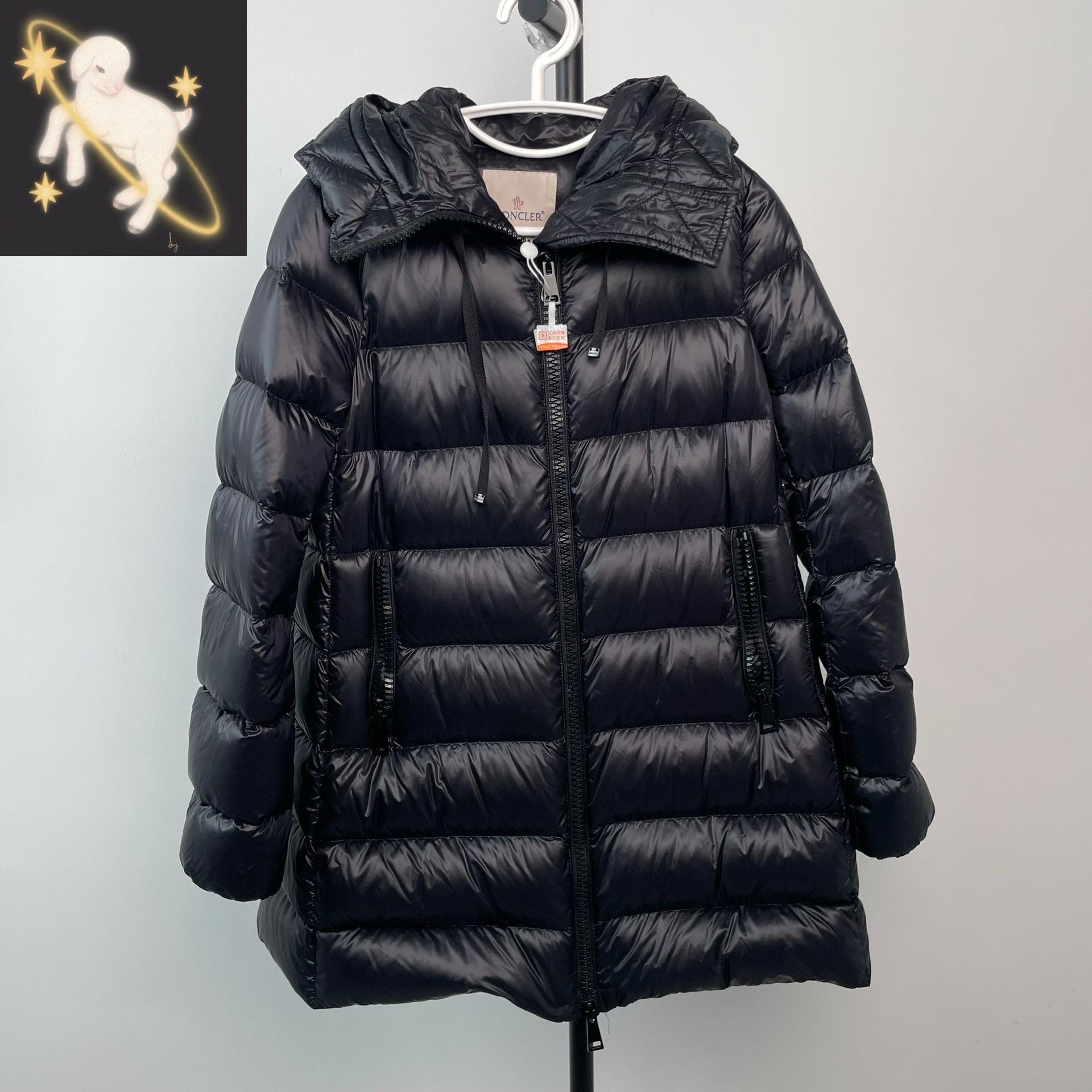Moncler Moncler Black Down Jacket L Women Size L / US 10 / IT 46 - 1 Thumbnail