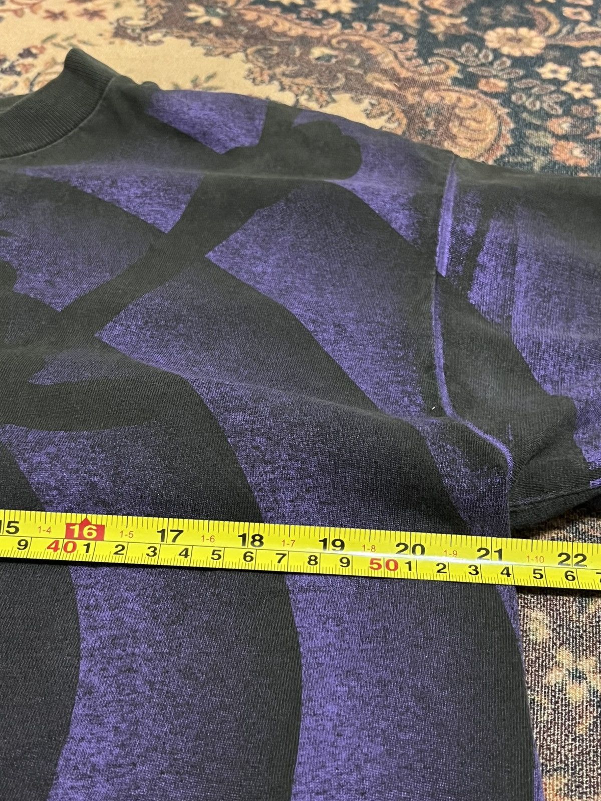 Vintage × Warner Bros Vintage 90s Daffy Duck Aop Shadow grail tee Size US L / EU 52-54 / 3 - 9 Thumbnail