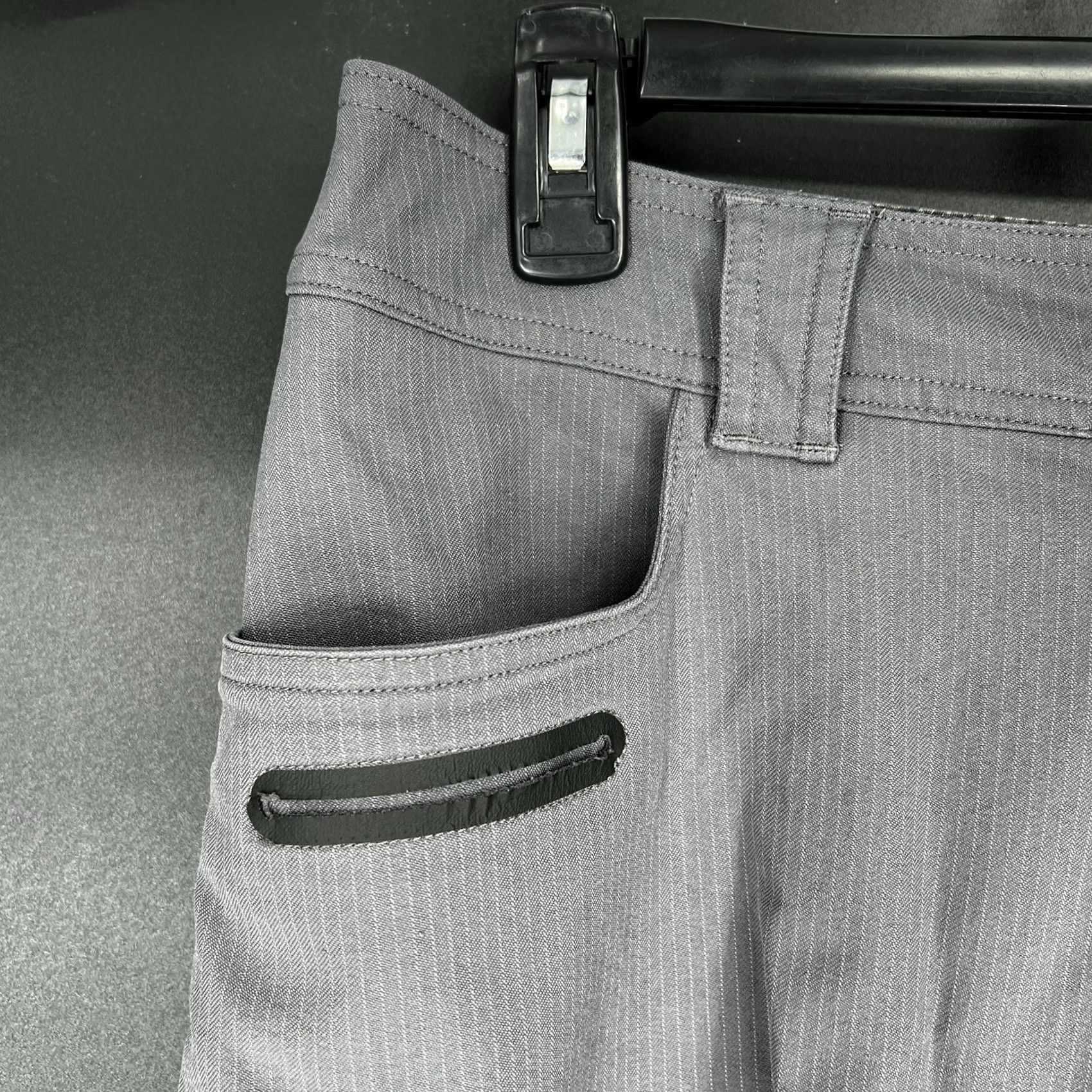 Lululemon Lululemon Cadence Commute Shorts Mens Cargo Utility Gray 32 10” Inseam Zip Pockets Size US 32 / EU 48 - 3 Thumbnail