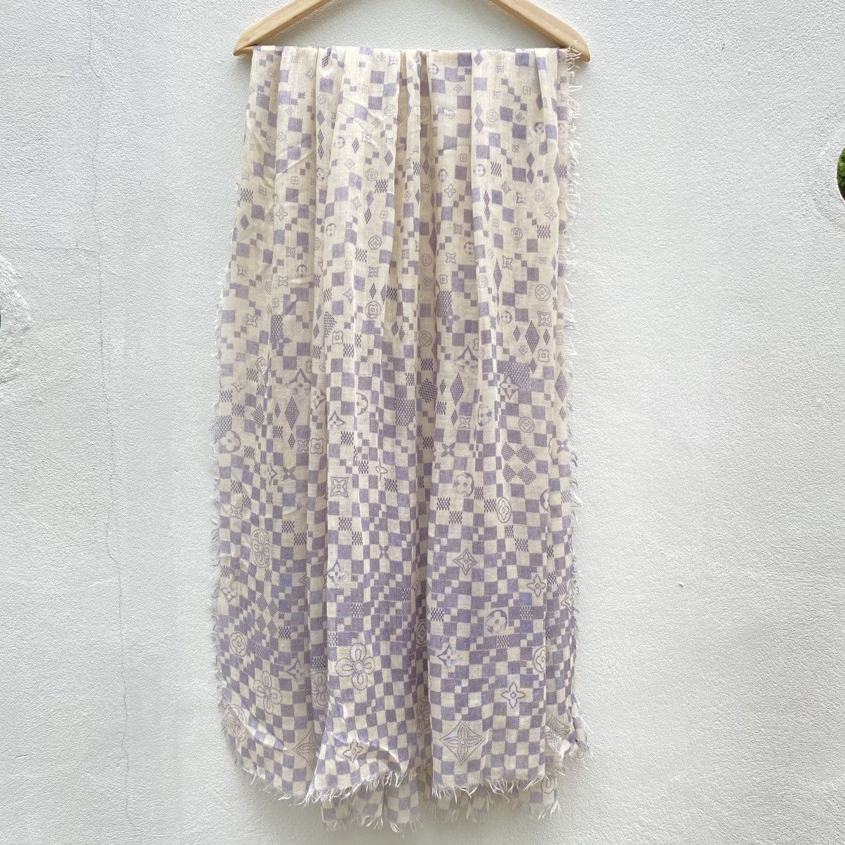 Louis Vuitton LOUIS VUITTON Lavender Checkered Blossom Scarf Size ONE SIZE - 13 Thumbnail