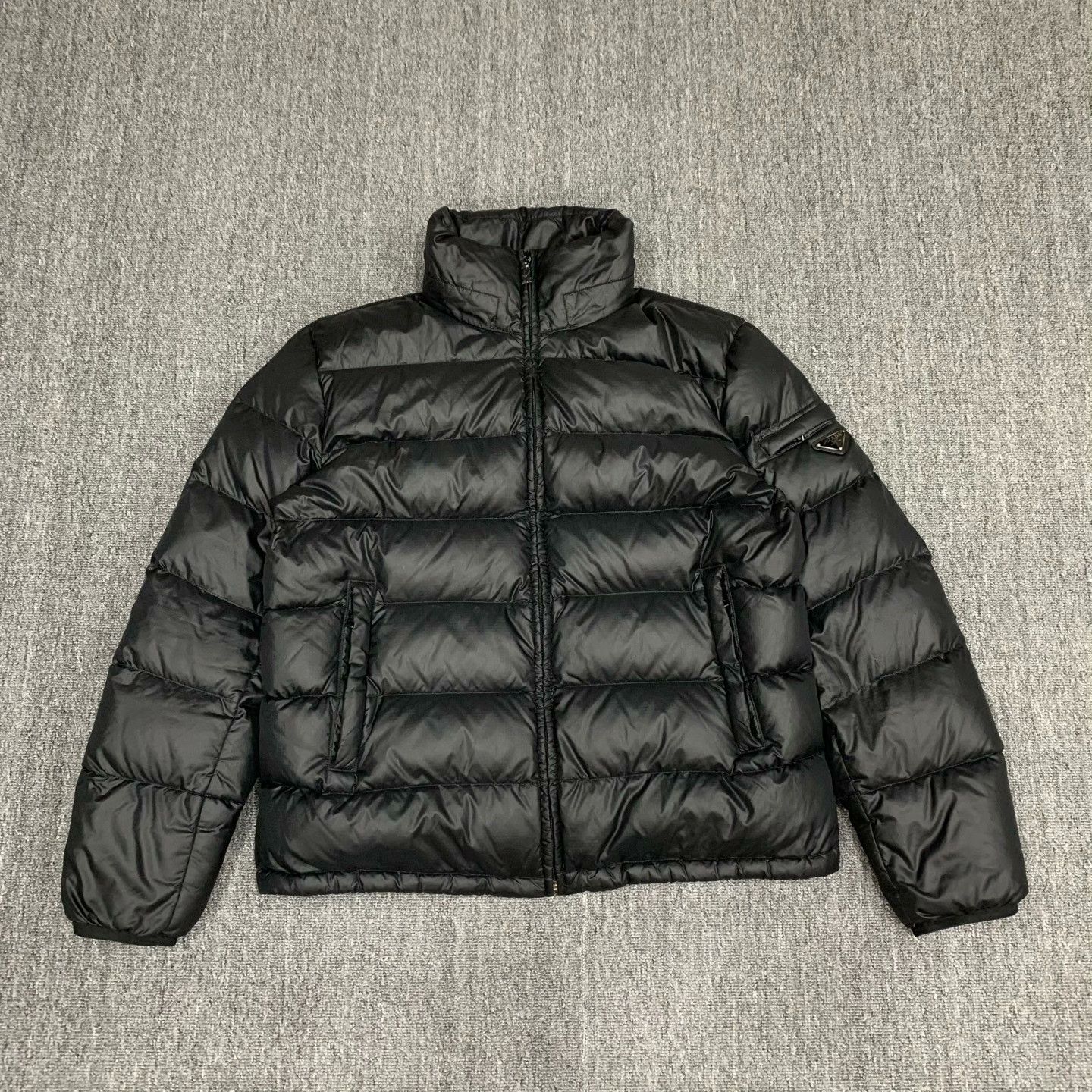 Prada Prada Down Black Heavy Coat XL Men Size US XL / EU 56 / 4 - 1 Thumbnail