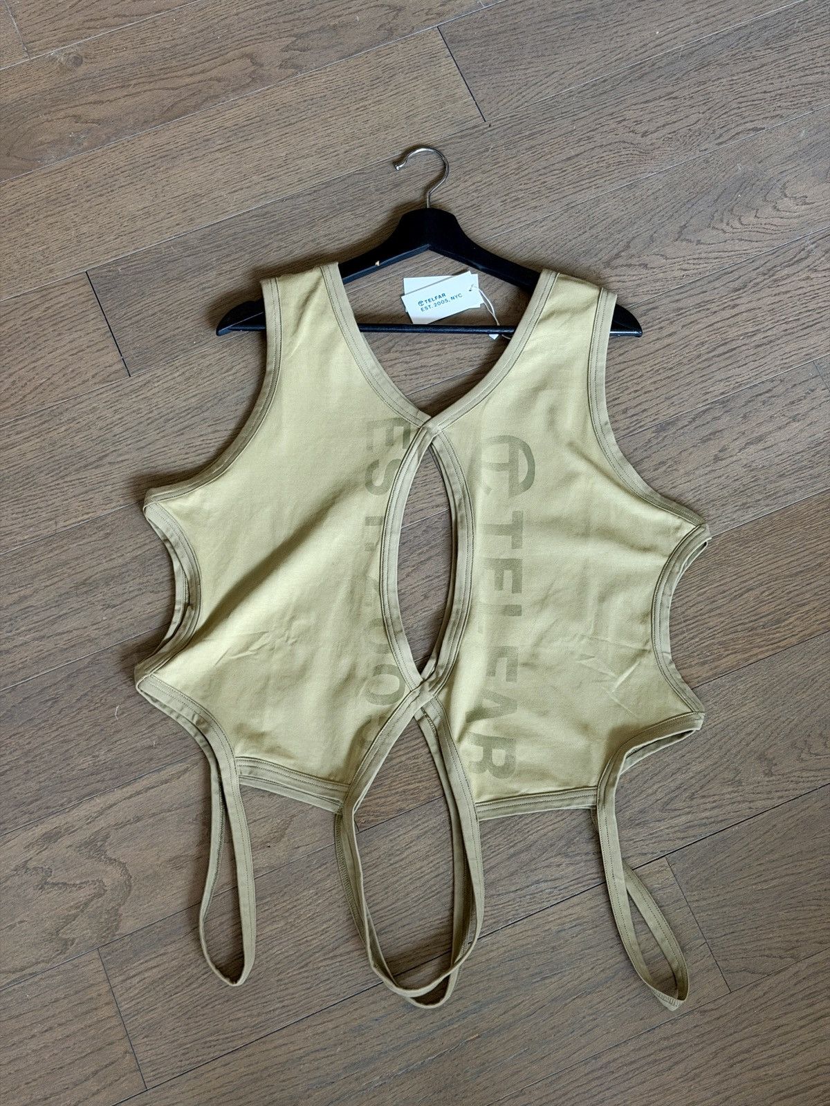 Telfar Infinity Helix Tank Size US L / EU 52-54 / 3 - 1 Thumbnail