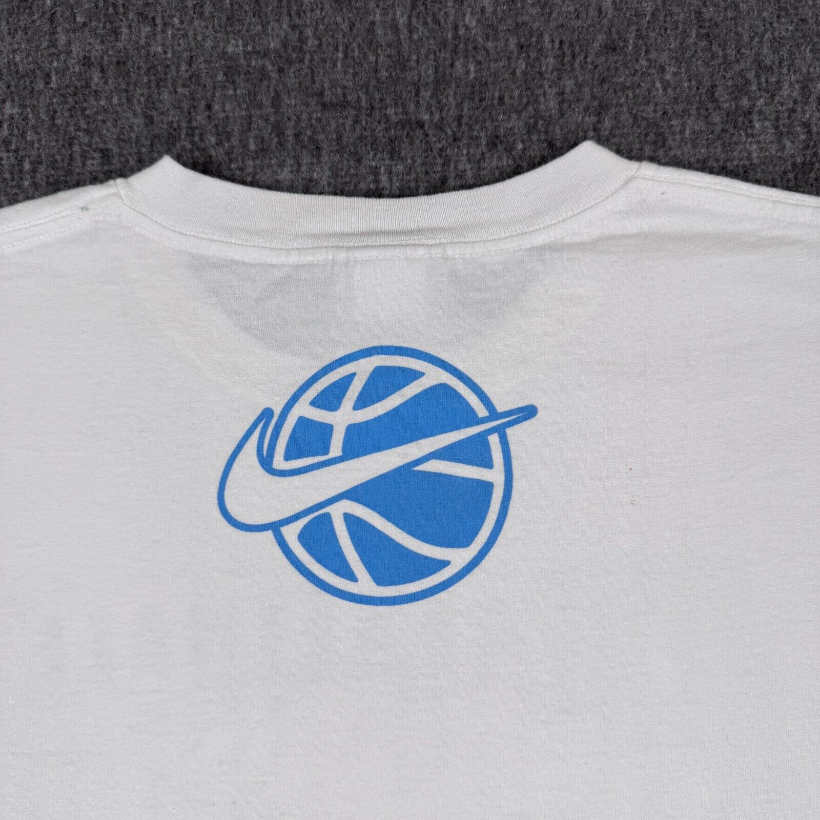 Nike Vintage Nike North Carolina Basketball Camp T-Shirt Mens L Size US L / EU 52-54 / 3 - 6 Thumbnail