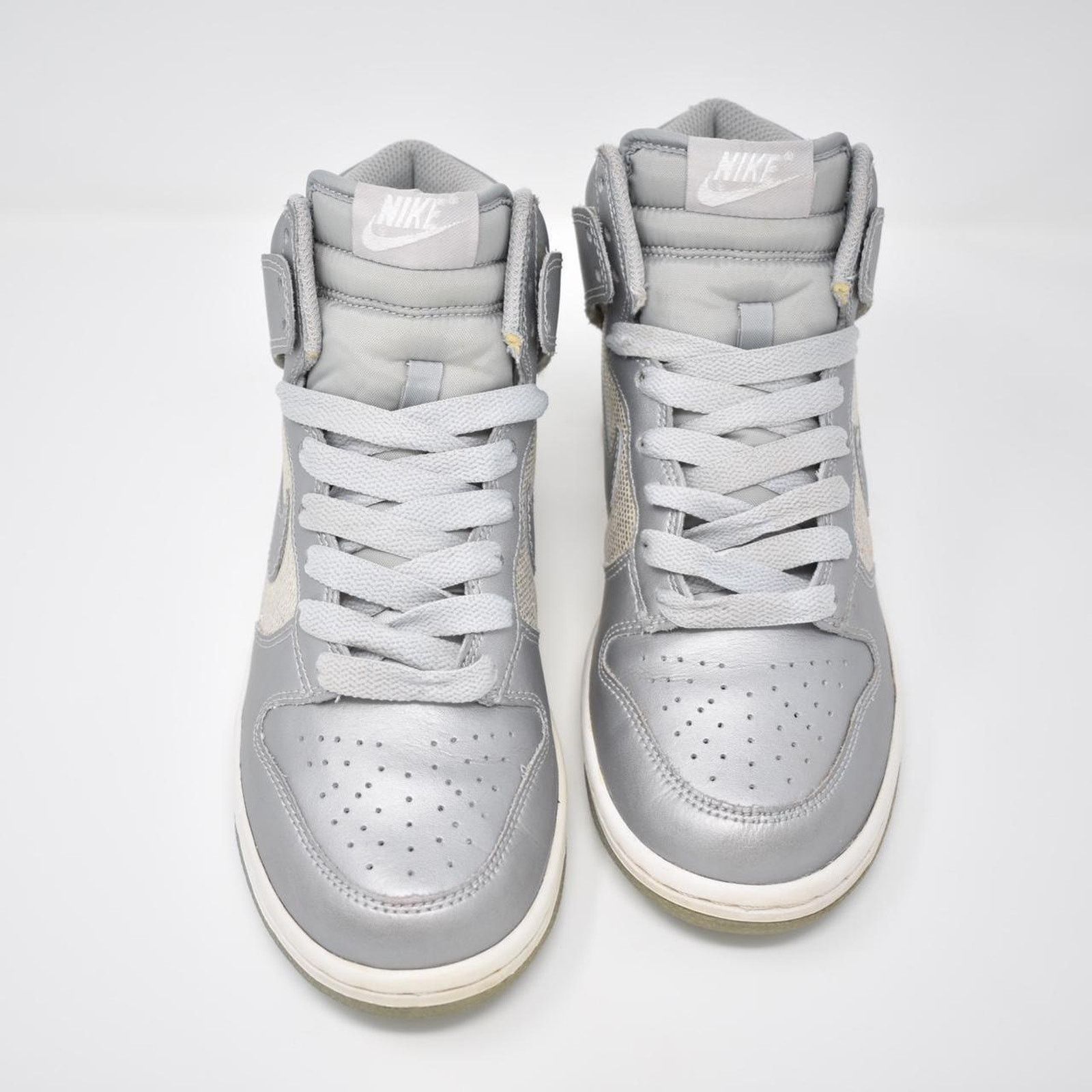Nike 2010 Nike Dunk High “Silver”f Size US 6.5 / IT 36.5 - 4 Thumbnail