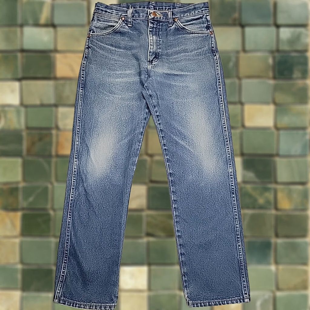 Wrangler Wrangler Jeans Mens 32 Blue Men 32x30 Faded Whiskered Denim Cowboy Western 1013MWZ Size US 32 / EU 48 - 1 Thumbnail