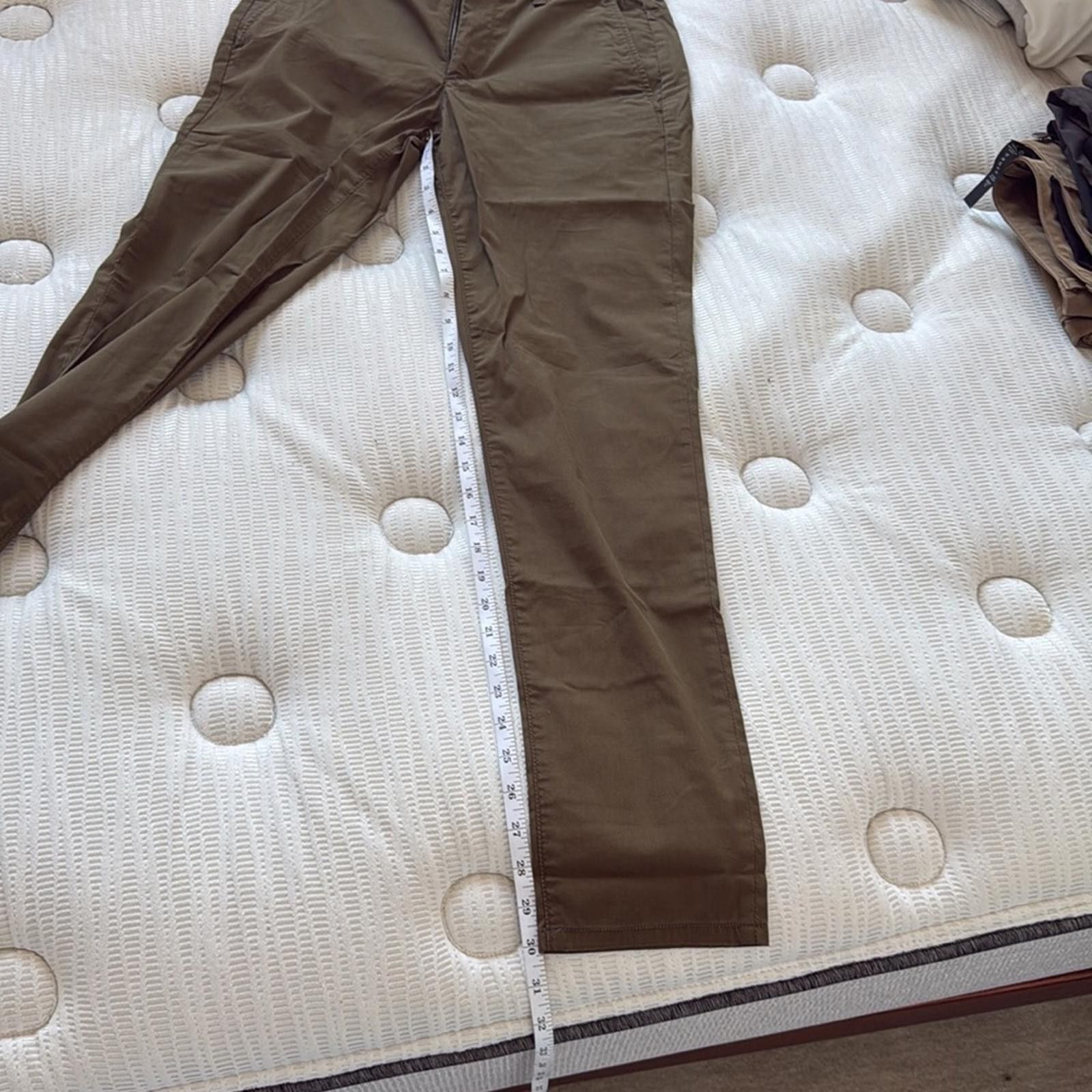Rag & Bone Olive Green Paperweight Chino. Fit 2. Size 30x30.5 Size US 30 / EU 46 - 3 Thumbnail