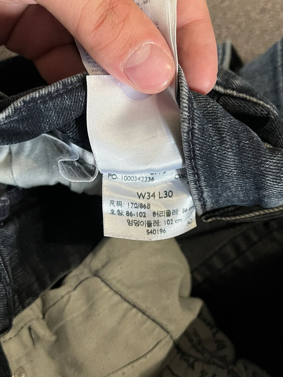 Levi's Vintage Clothing Vintage Levis Retro Style / Y2K Archive Destroyed Fit Size US 34 / EU 50 - 8 Thumbnail