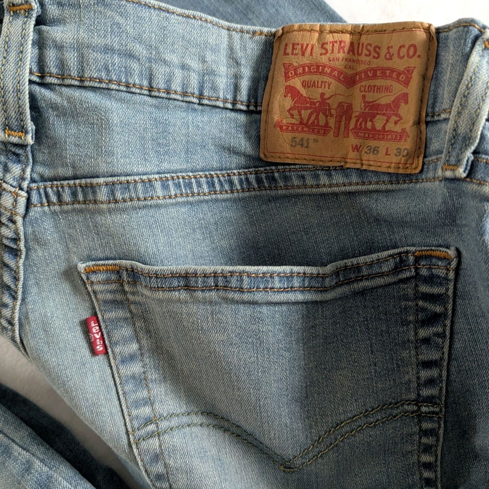 Vintage Levi Strauss 541 Athletic Fit Jeans Mens W36 L32 Blue Denim Straight Leg Pants Size US 36 / EU 52 - 4 Thumbnail