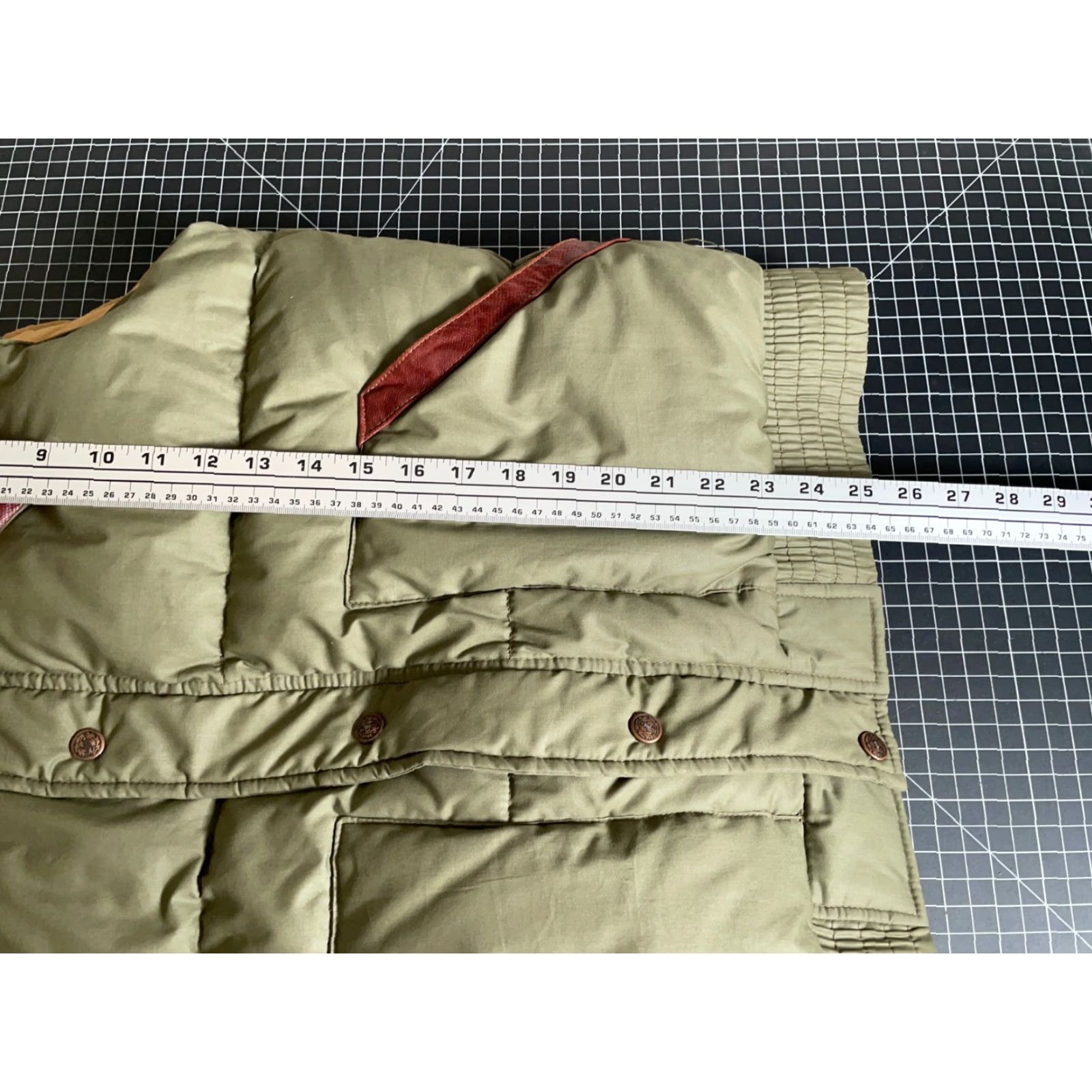 Vintage VINTAGE Wilsons Leather M. Julian Duck Down Puffer Vest Men Small Green Nylon Lining Stand-Up Collar Zip Pockets 90s Outdoor Fashion Size US S / EU 44-46 / 1 - 6 Thumbnail