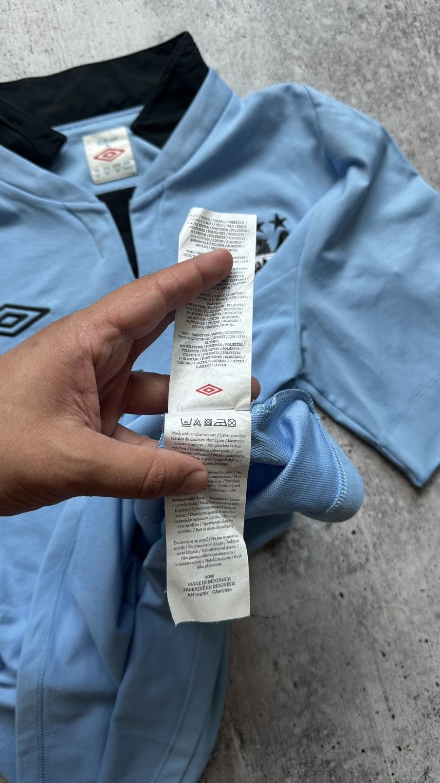 Umbro 2012/13 Umbro Manchester City Vintage Home Soccer Jersey Size US L / EU 52-54 / 3 - 12 Thumbnail
