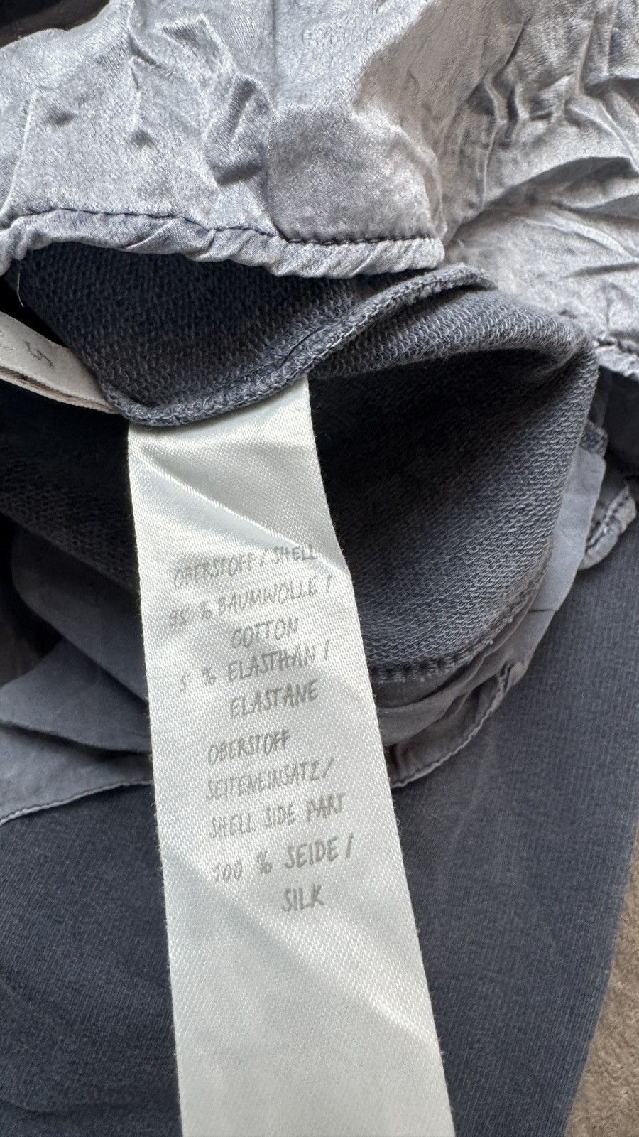 DOROTHEE SCHUMACHER Faded Grey Long sleeve silk Yohji LGB ysl versace cdg prada Size M / US 6-8 / IT 42-44 - 5 Thumbnail