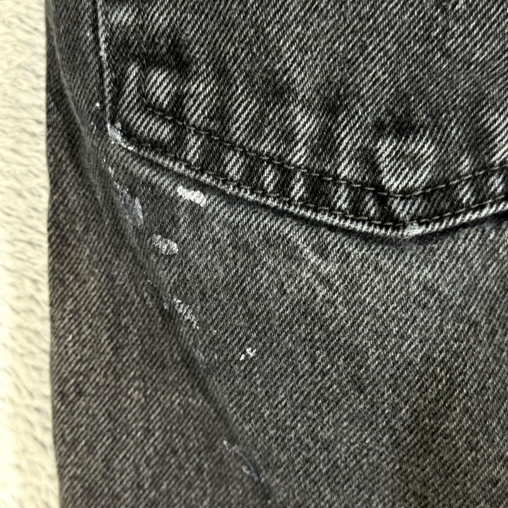 Levi's Levi's 550 Jeans Mens 36x30 Black Relaxed Fit Distressed Paint Vintage Y2K Style Jeans Size US 36 / EU 52 - 6 Thumbnail