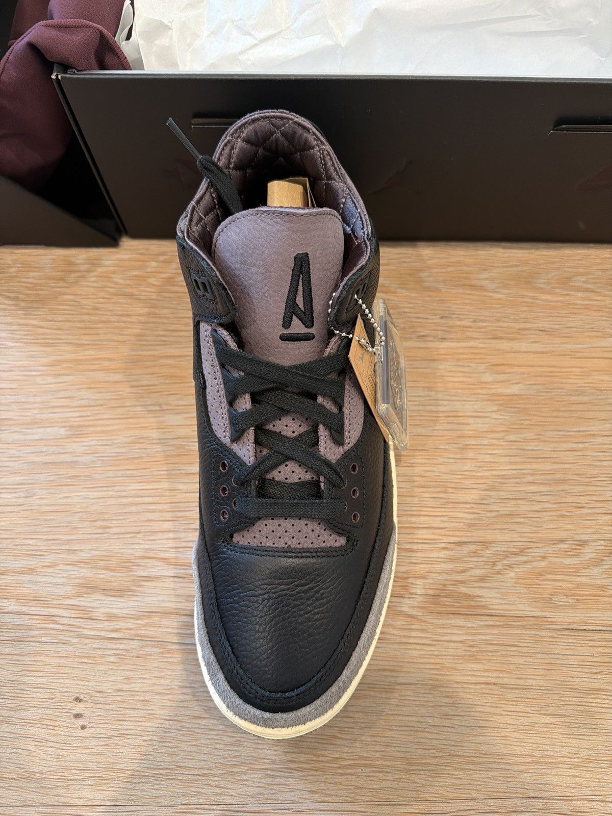 A Ma Maniere × Nike Air Jordan 3 Retro OG SP Nike & A Ma Maniere Men 9US Size US 9 / EU 42 - 6 Thumbnail