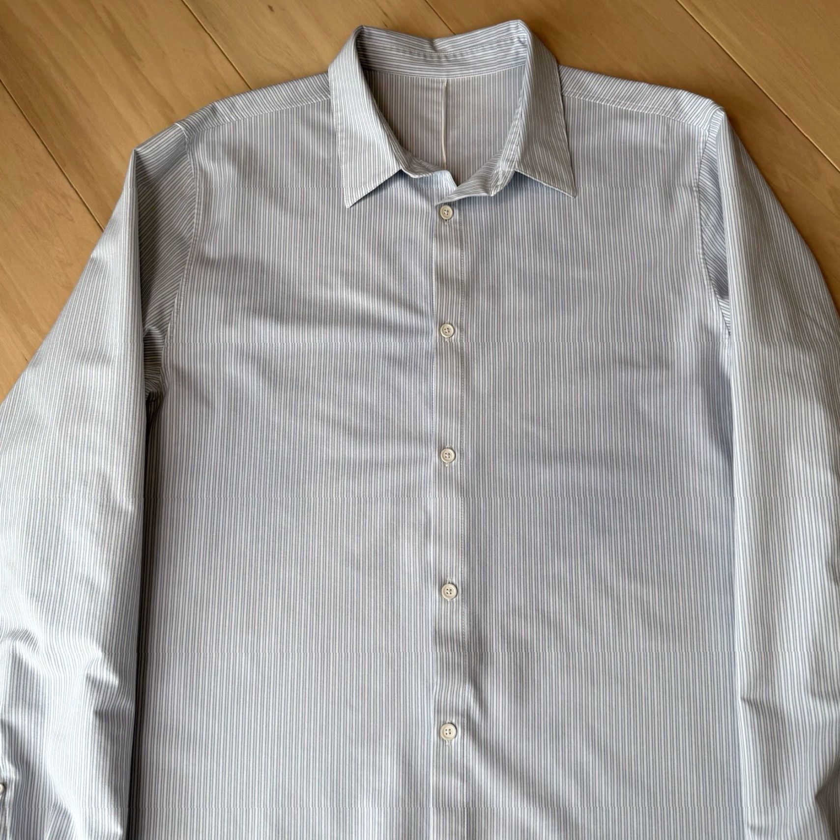 Lululemon Lululemon Shirt XL Blue White Long Sleeve Minimalist Oxford Athleisure Shirt Size US XL / EU 56 / 4 - 4 Thumbnail