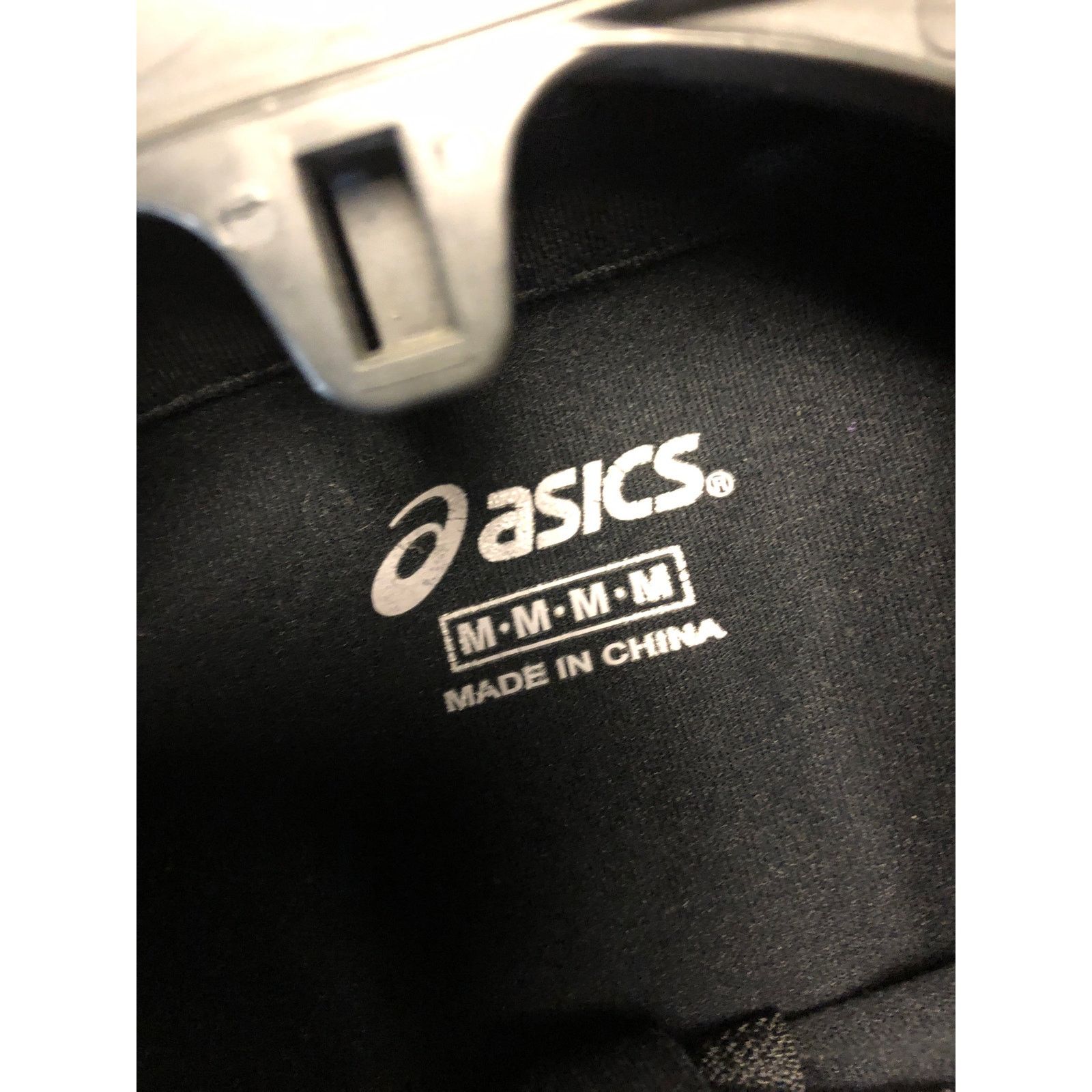 Asics womans asics black jacket Size US M / EU 48-50 / 2 - 3 Thumbnail