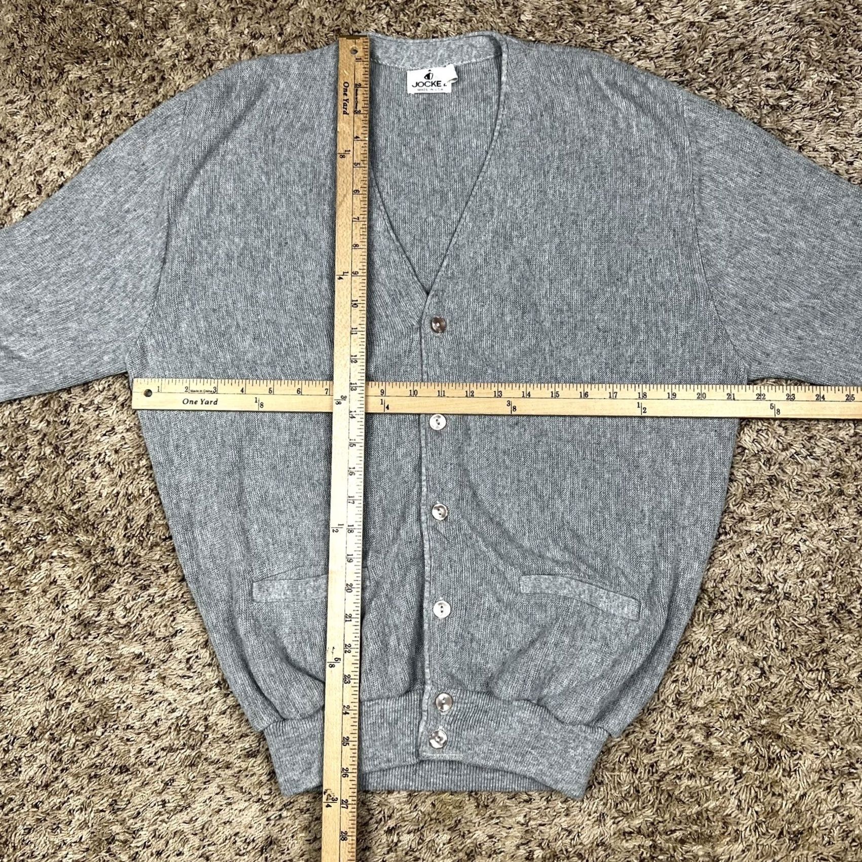 Jockey VINTAGE Jockey Cardigan Sweater Mens Medium V-Neck Button Front 80s Gray Made in USA Size US M / EU 48-50 / 2 - 7 Thumbnail