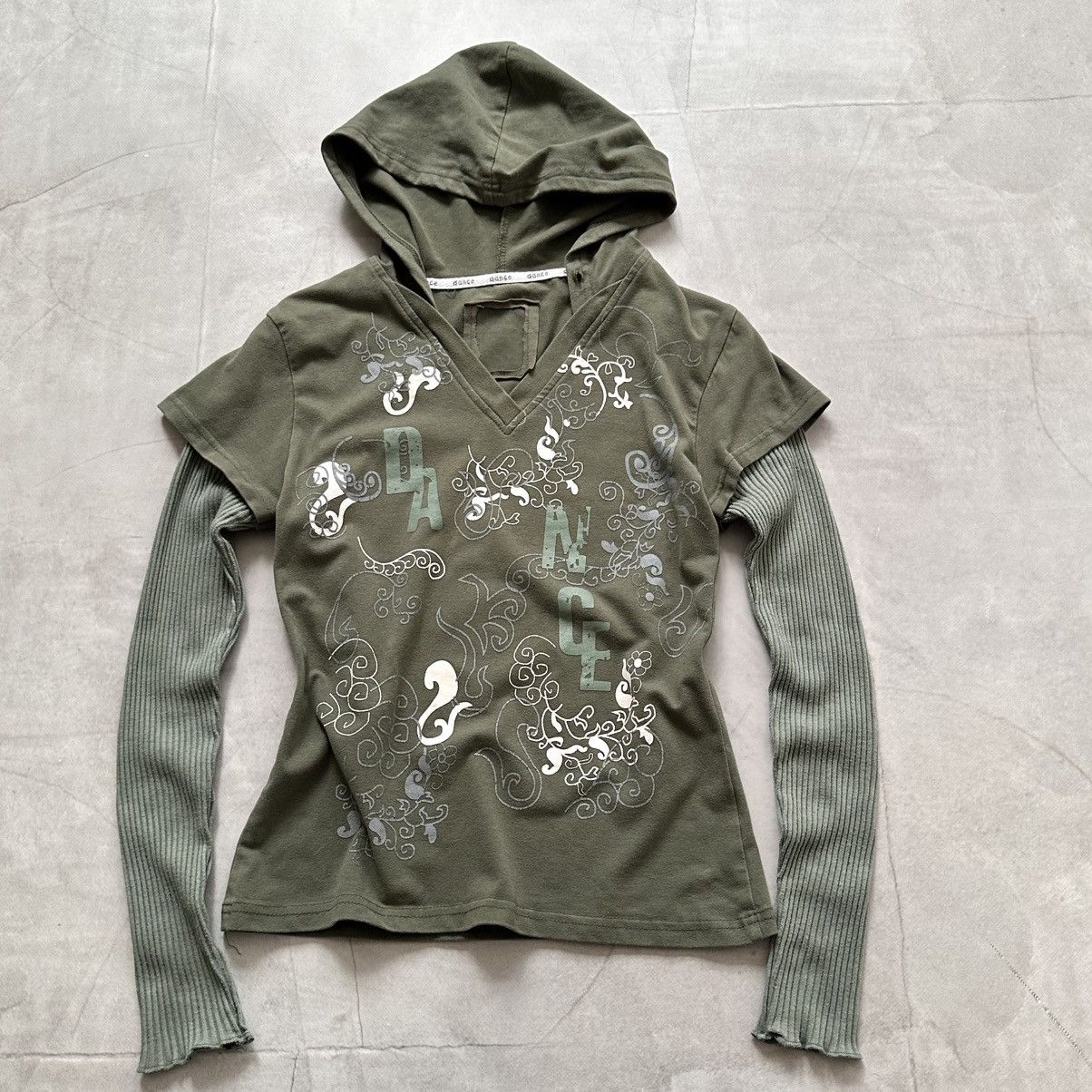 Hysteric Glamour Cute Floral Tribal Long Sleeve Hoodie Hysteric Glamour Vibe Size M / US 6-8 / IT 42-44 - 2 Thumbnail