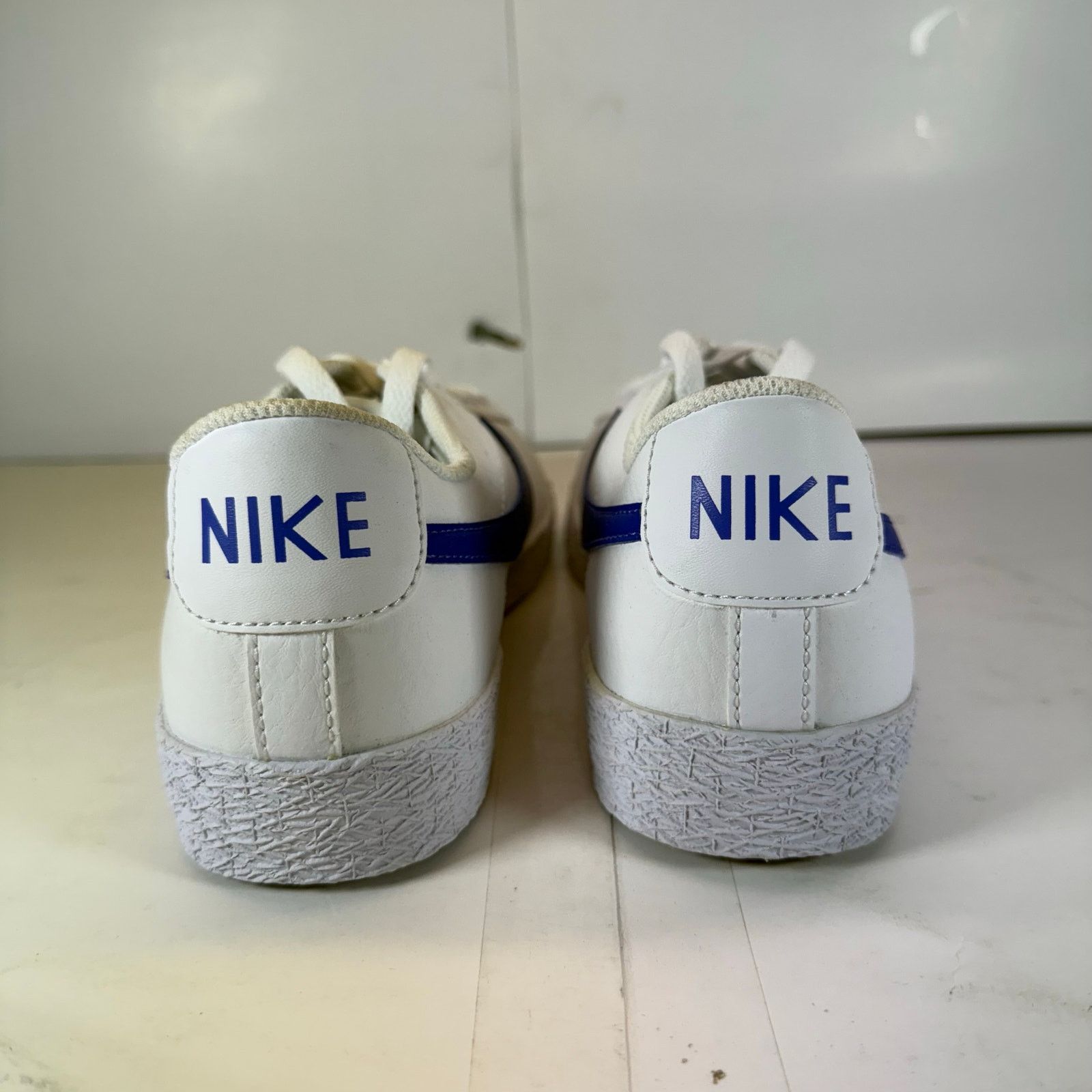 Nike Nike Blazer Low (GS) CZ7576-100 White/Blue Size 7 Youth Size US 7 / IT 37 - 5 Thumbnail