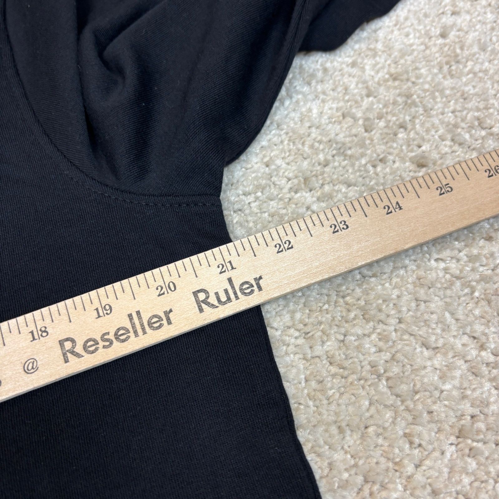 Other In From The Cold Season 1 Netflix Cast Crew Sweatshirt Men M Size US M / EU 48-50 / 2 - 5 Thumbnail