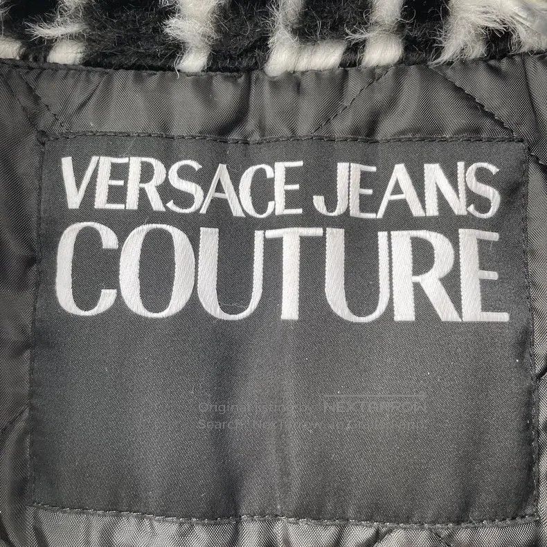 Versace Versace Lapel print logo letter lapel print single-breaste Size US L / EU 52-54 / 3 - 3 Thumbnail