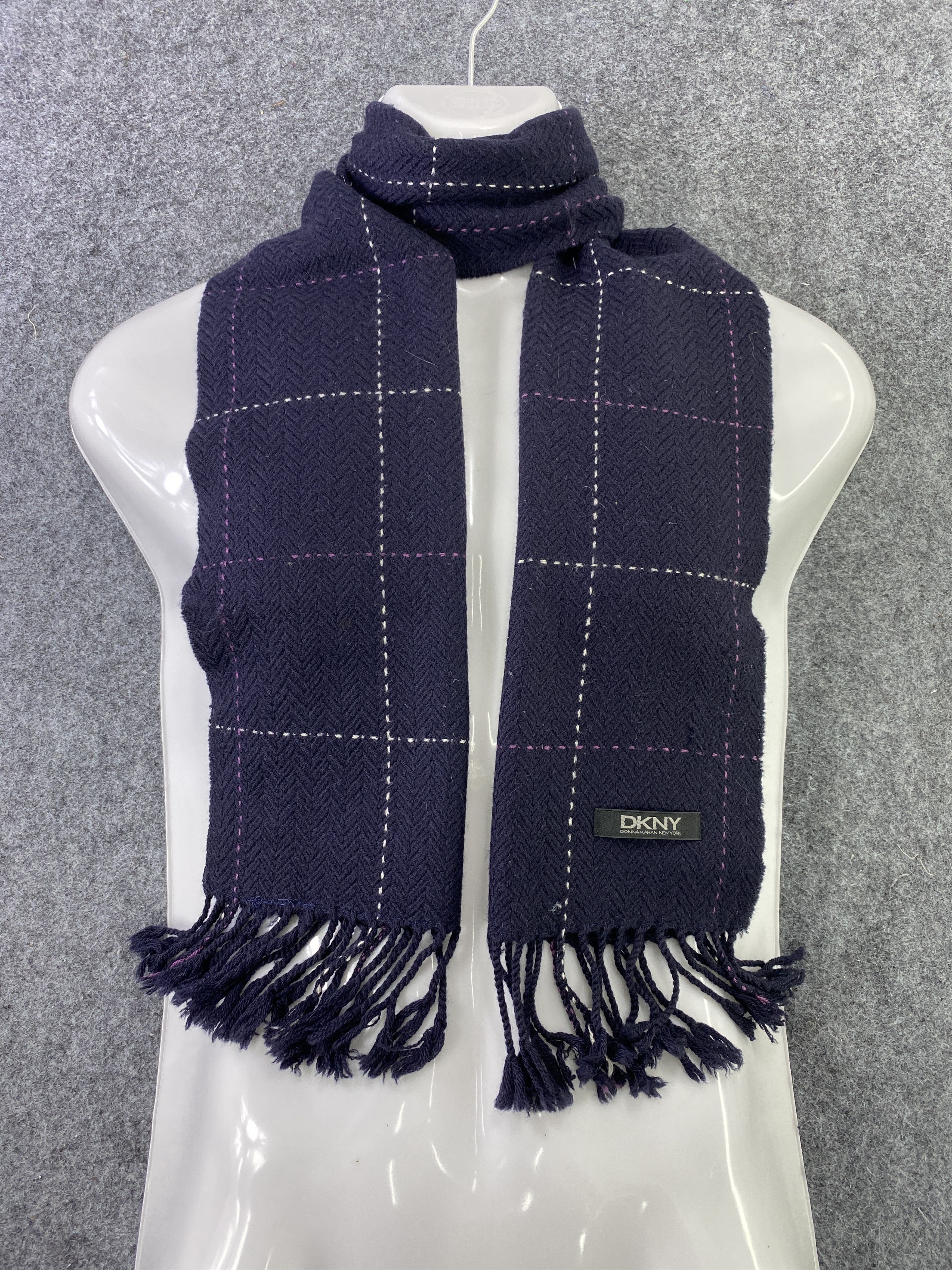 DKNY Scarf/Muffler/neckwear-T480