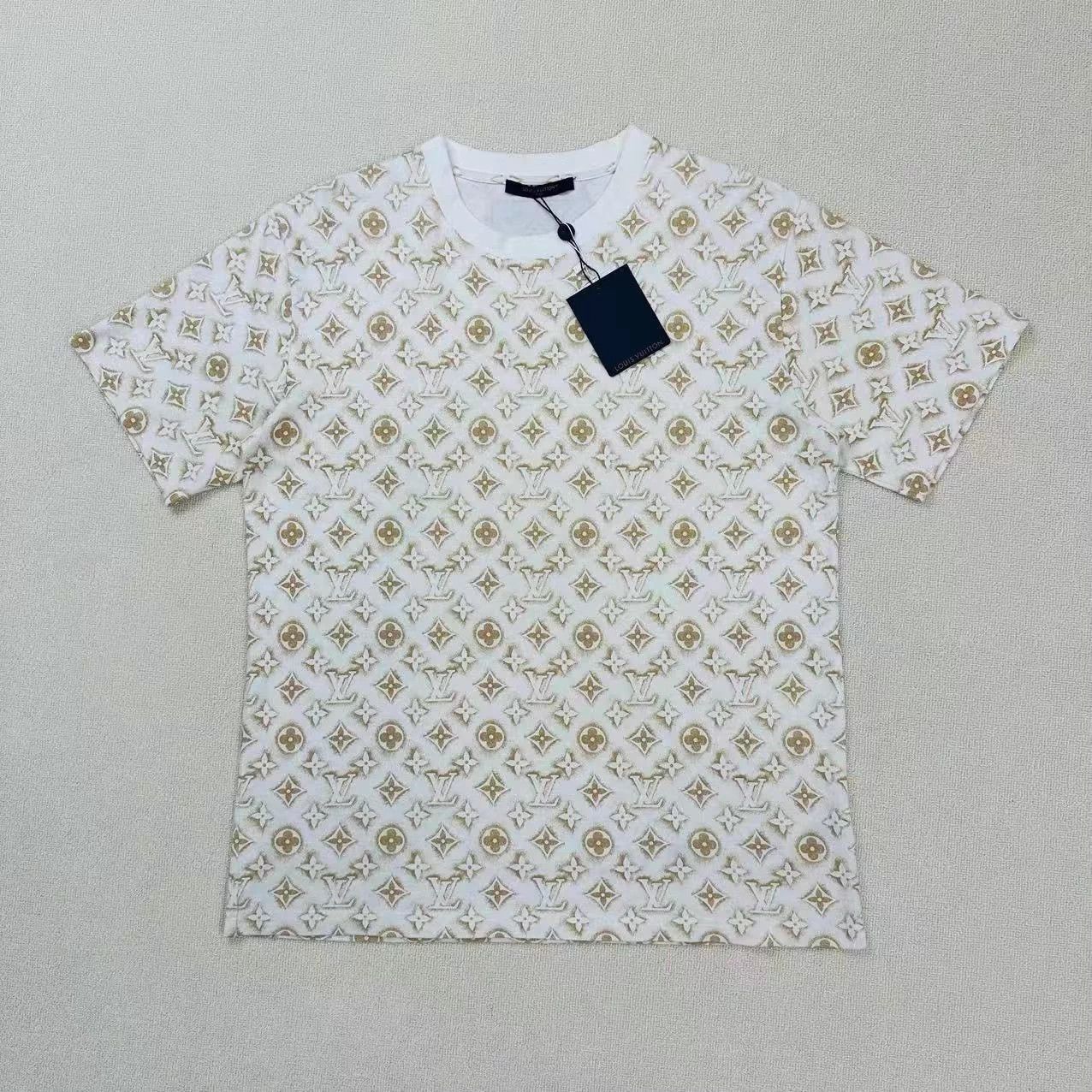 Louis Vuitton Louis Vuitton Monogram Print Short Sleeve T-Shirt L Size US L / EU 52-54 / 3 - 1 Thumbnail