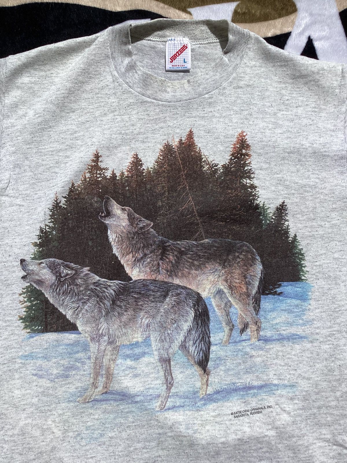 Jerzees × Vintage Vintage 1990s wolves nature, single stitch jerzees T-shirt Size US L / EU 52-54 / 3 - 2 Thumbnail